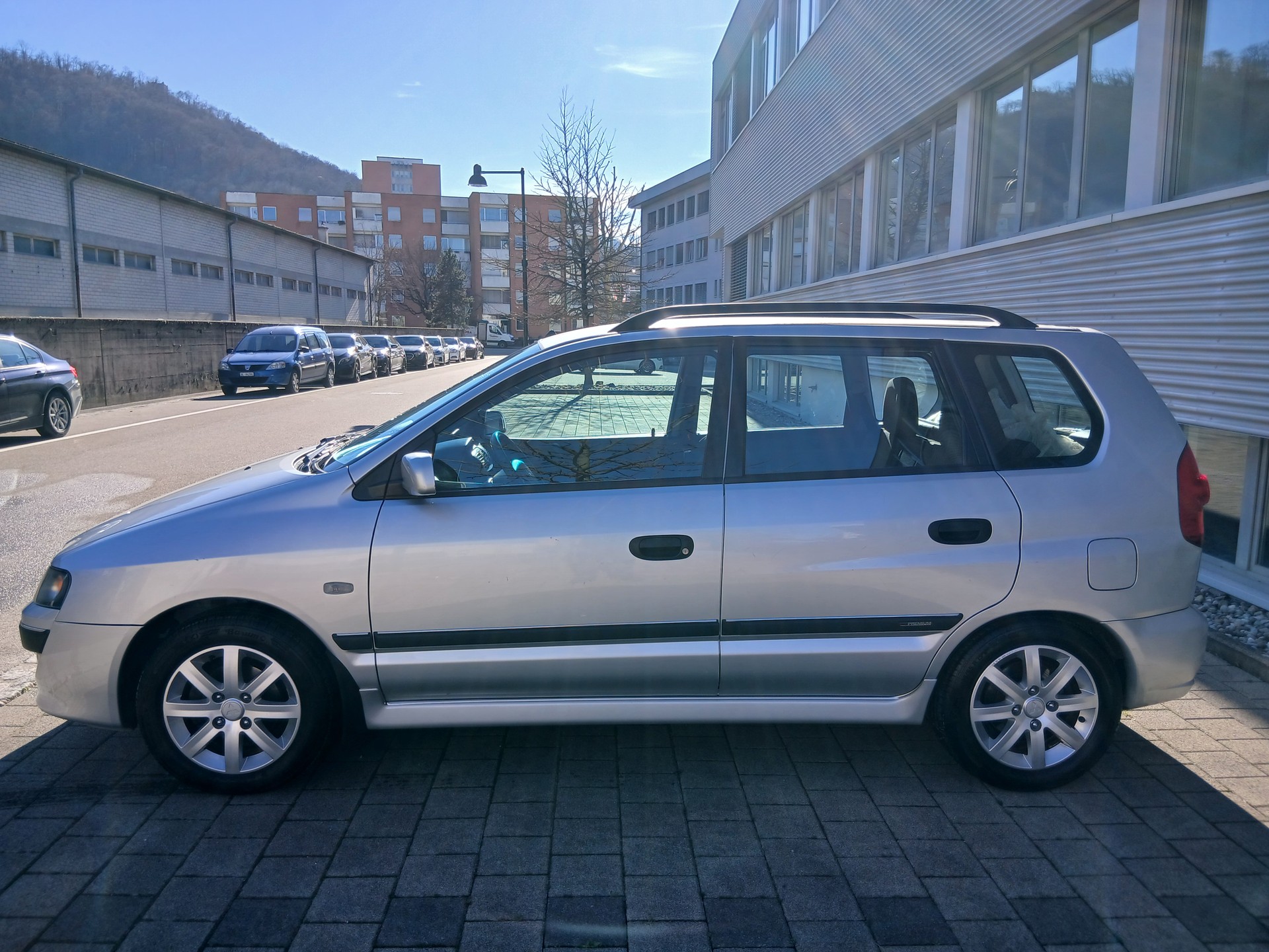 MITSUBISHI Space Star 1.8 16V Premium-image-2