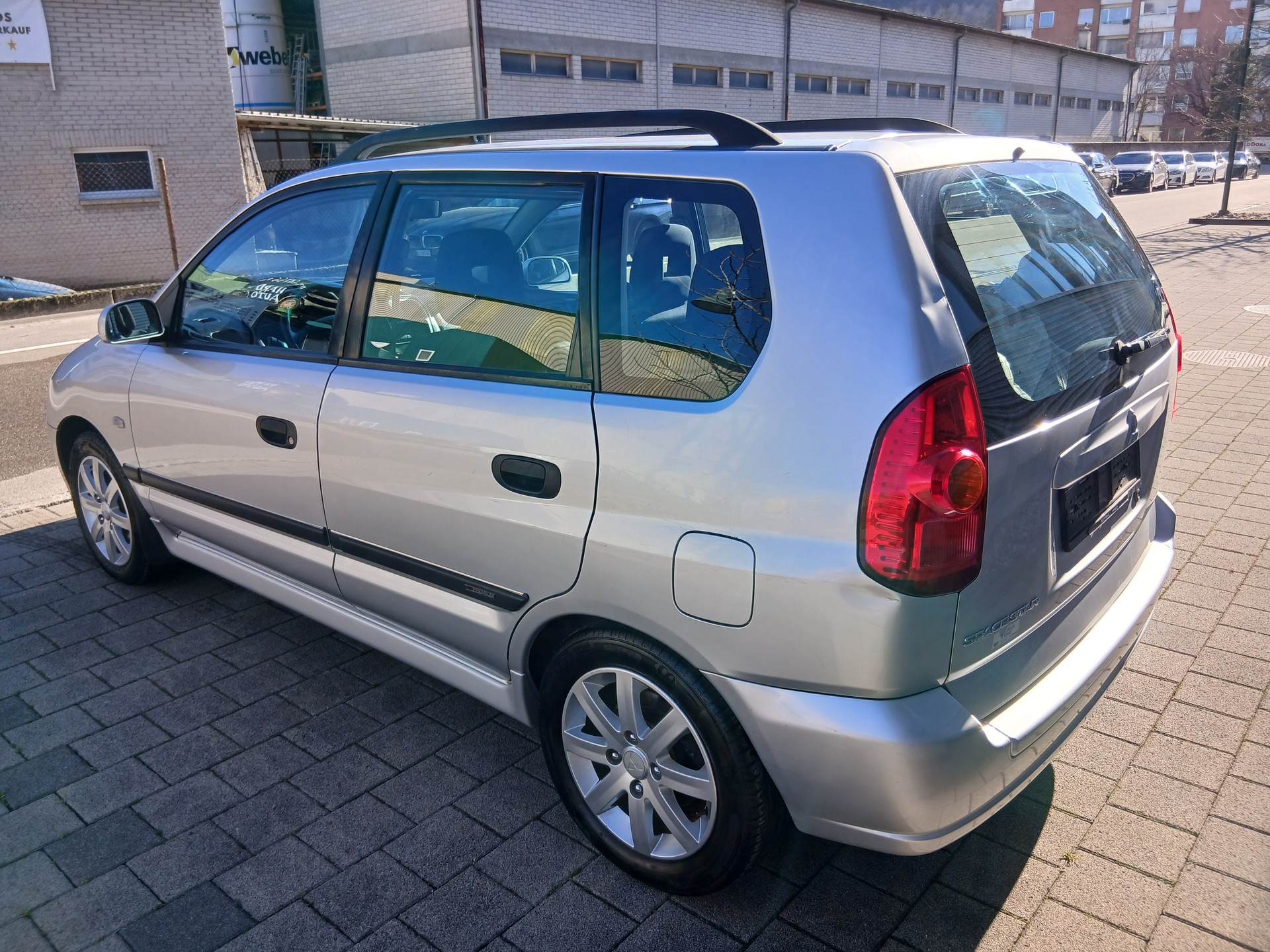 MITSUBISHI Space Star 1.8 16V Premium-image-4