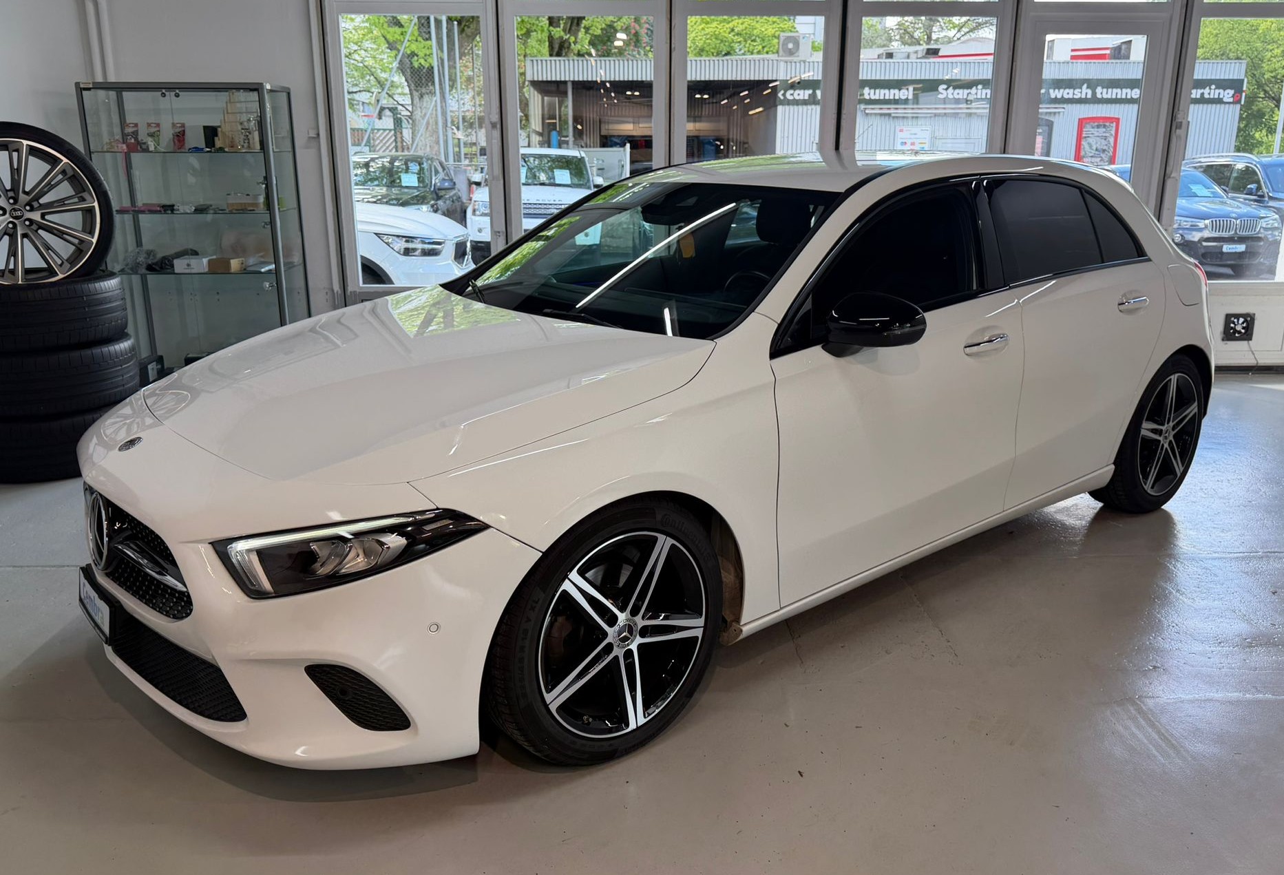 MERCEDES-BENZ A 180 Progressive 7G-DCT-image-6