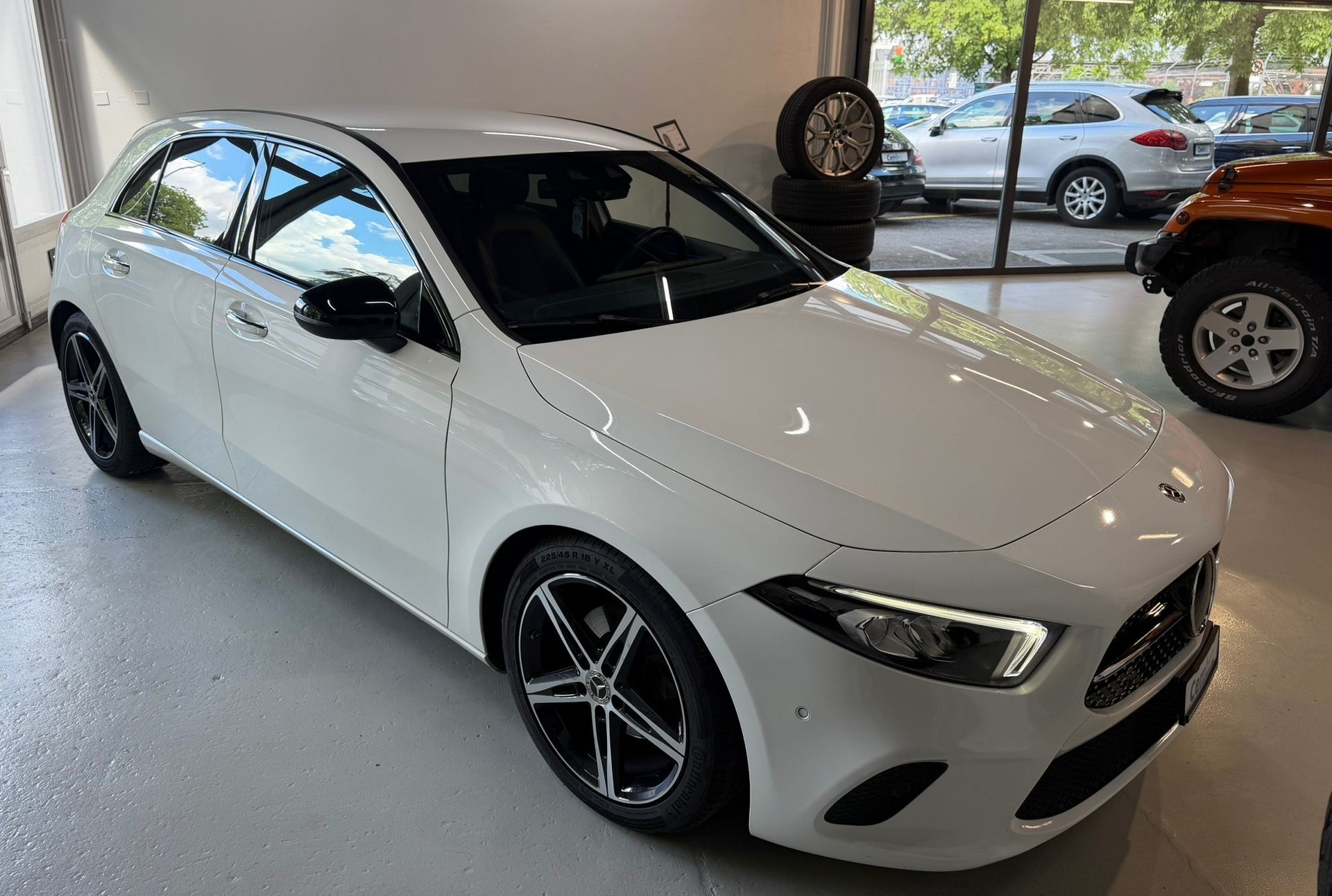 MERCEDES-BENZ A 180 Progressive 7G-DCT