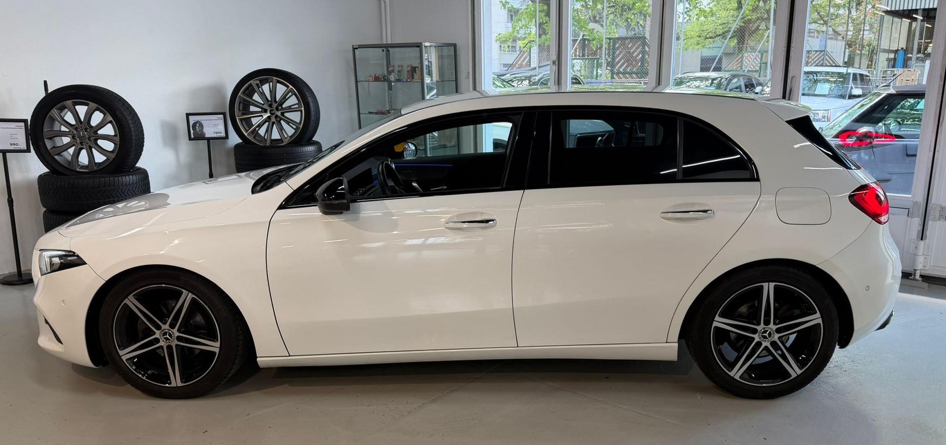MERCEDES-BENZ A 180 Progressive 7G-DCT-image-7