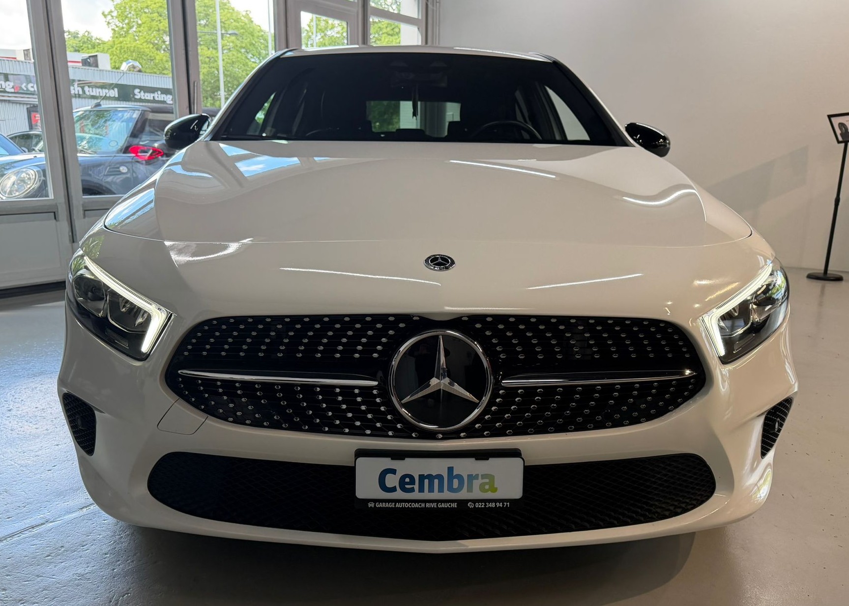 MERCEDES-BENZ A 180 Progressive 7G-DCT-showroom-element-2
