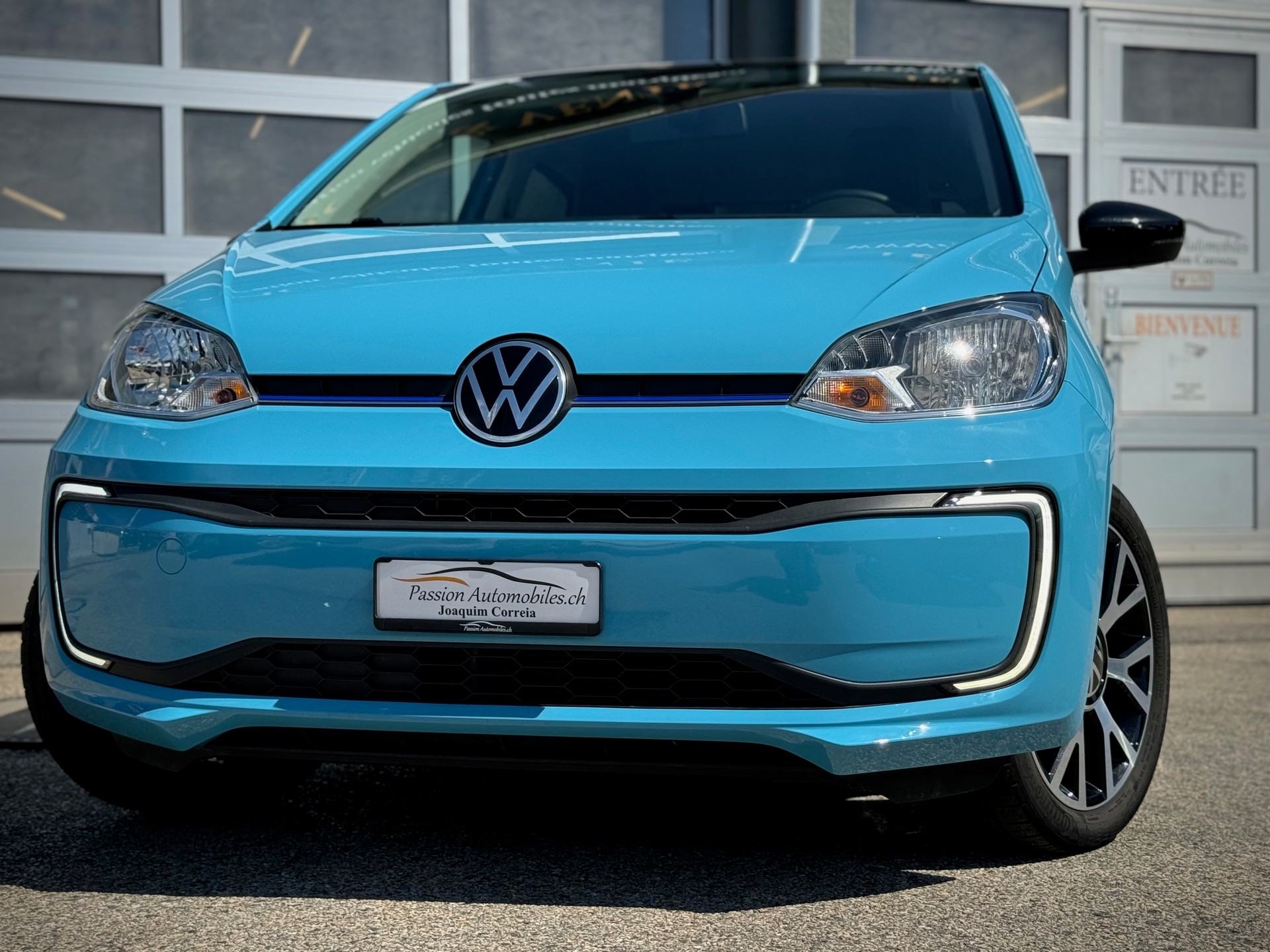 VW e-Up - Véhicule Suisse (CH)-image-4