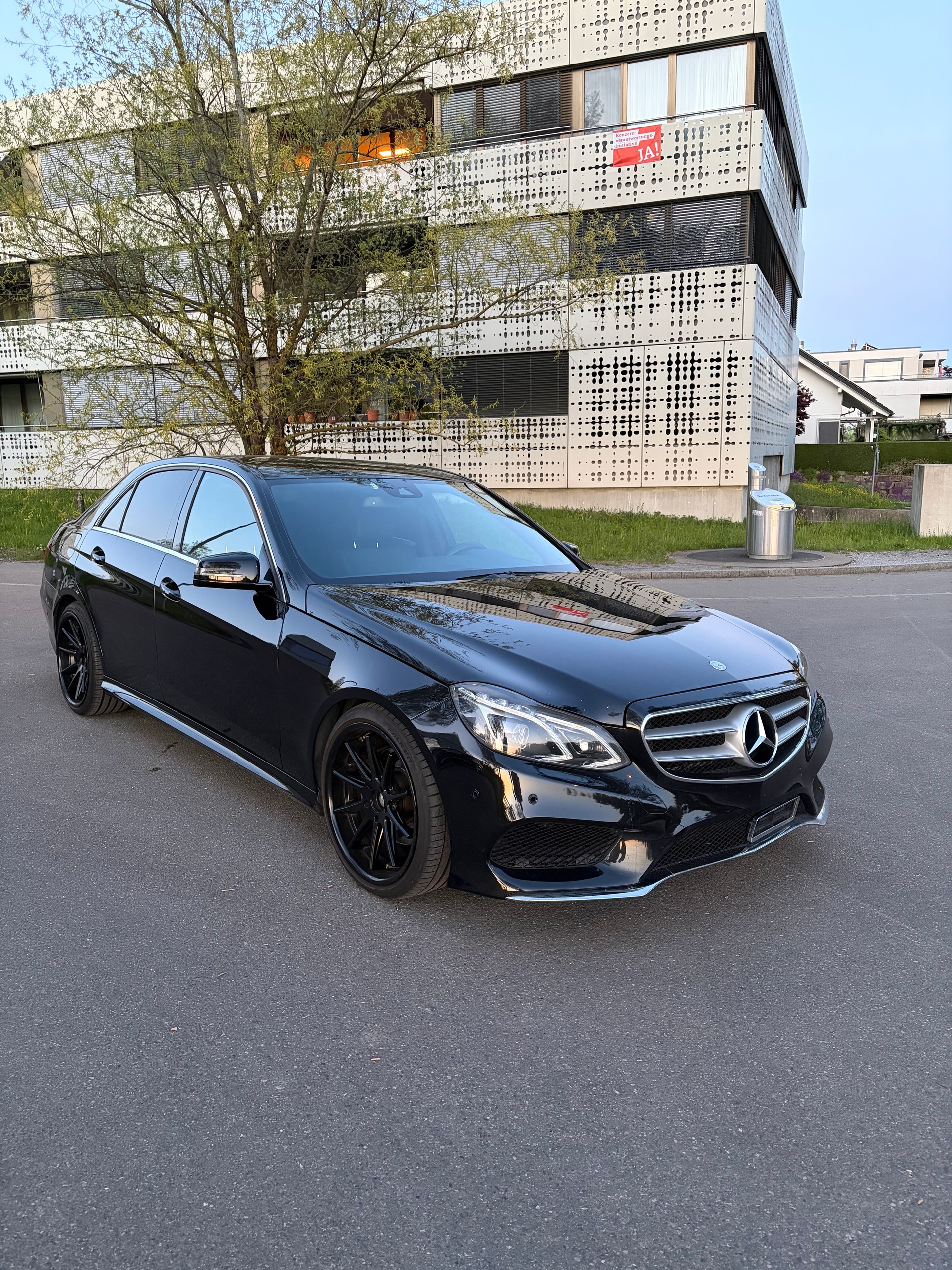 MERCEDES-BENZ E 250-image-1
