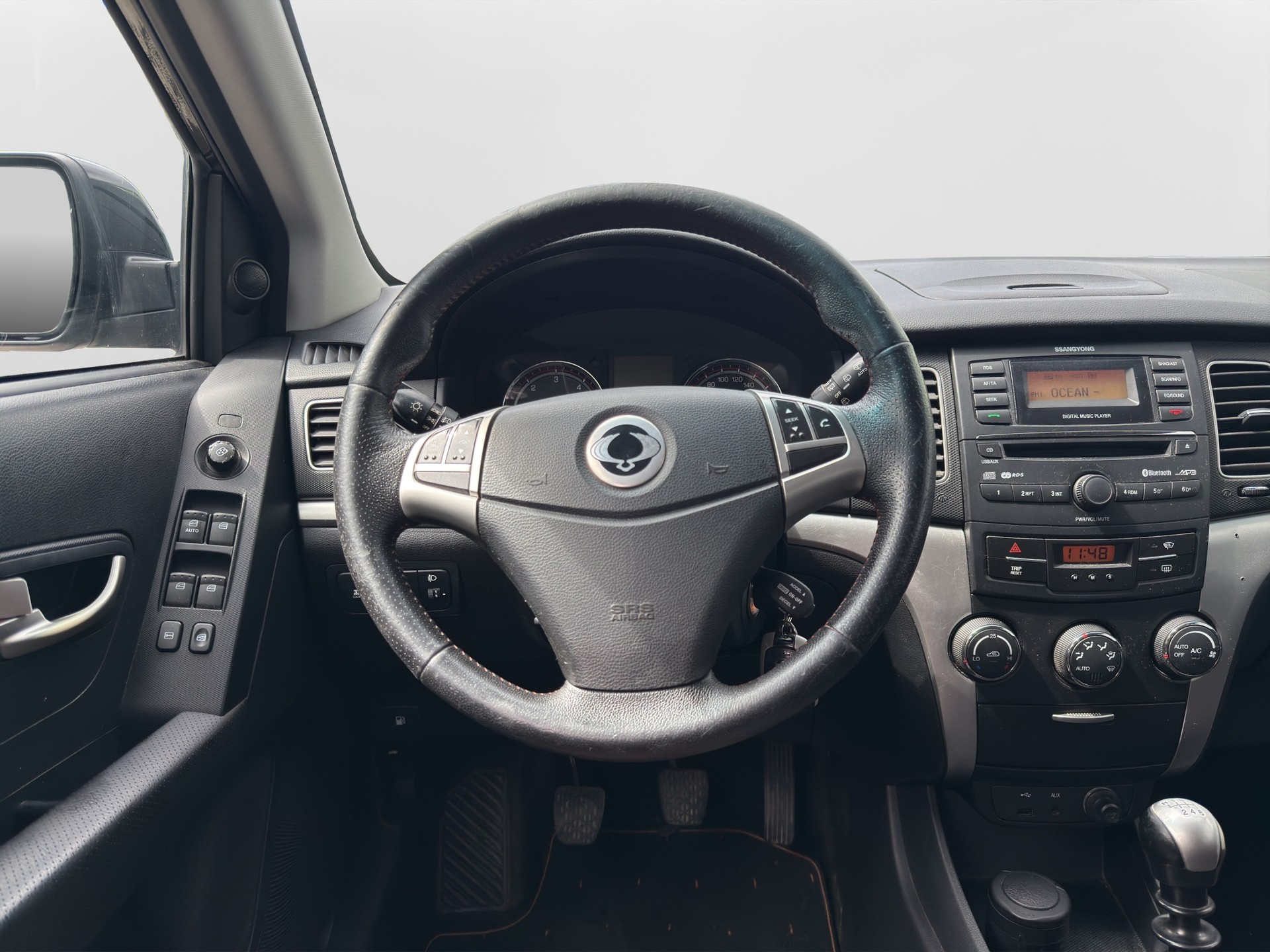 KGM-SsangYong Korando 2.0 e-XDI Sapphire 4WD-image-9
