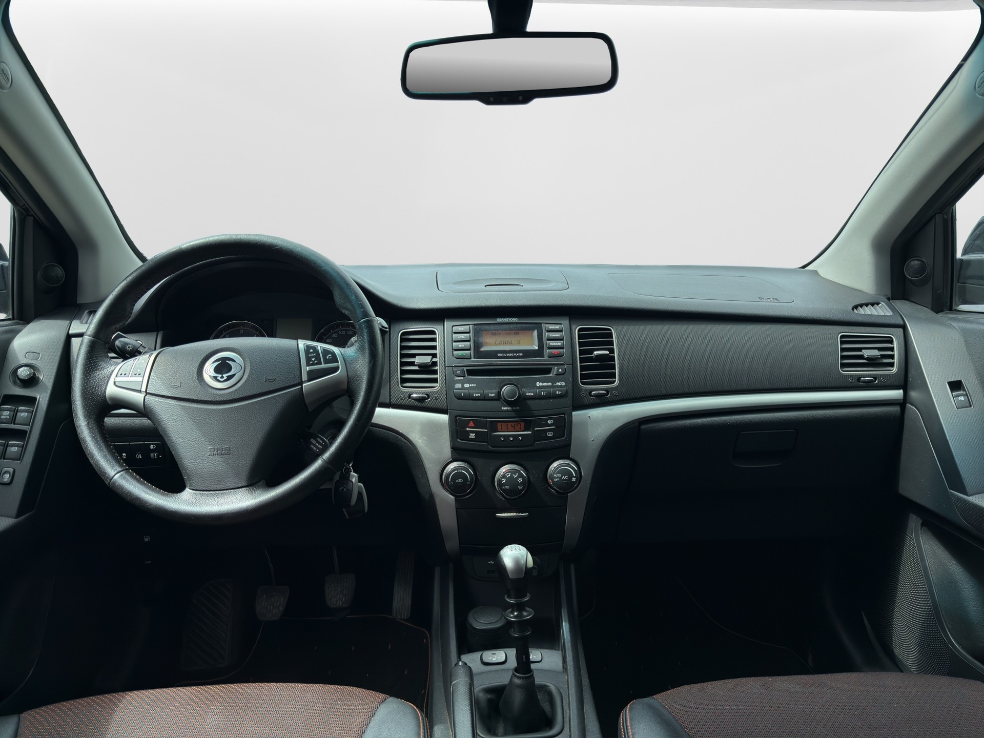 KGM-SsangYong Korando 2.0 e-XDI Sapphire 4WD-image-8