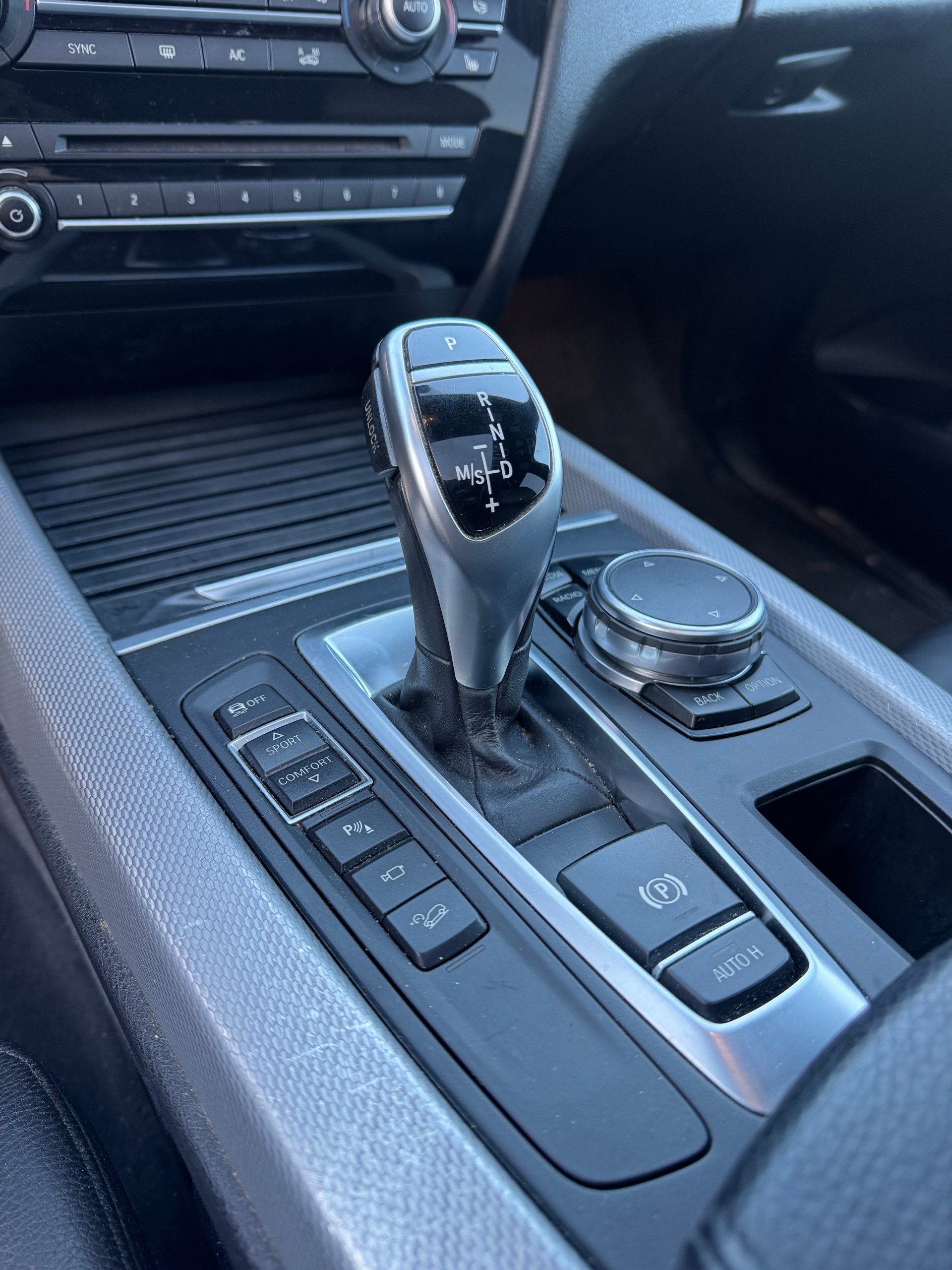 BMW X5 xDrive 40d Steptronic-image-11
