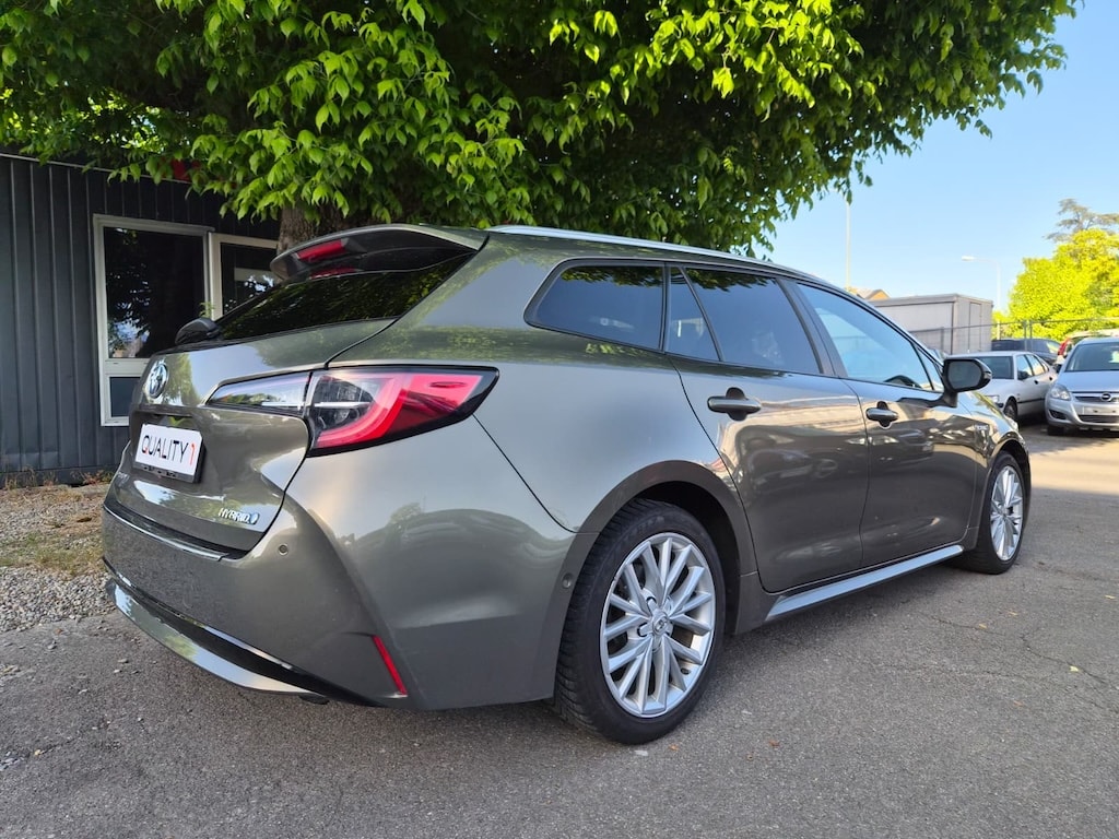 TOYOTA Corolla Touring Sports 1.8 HSD Trend e-CVT-image-5