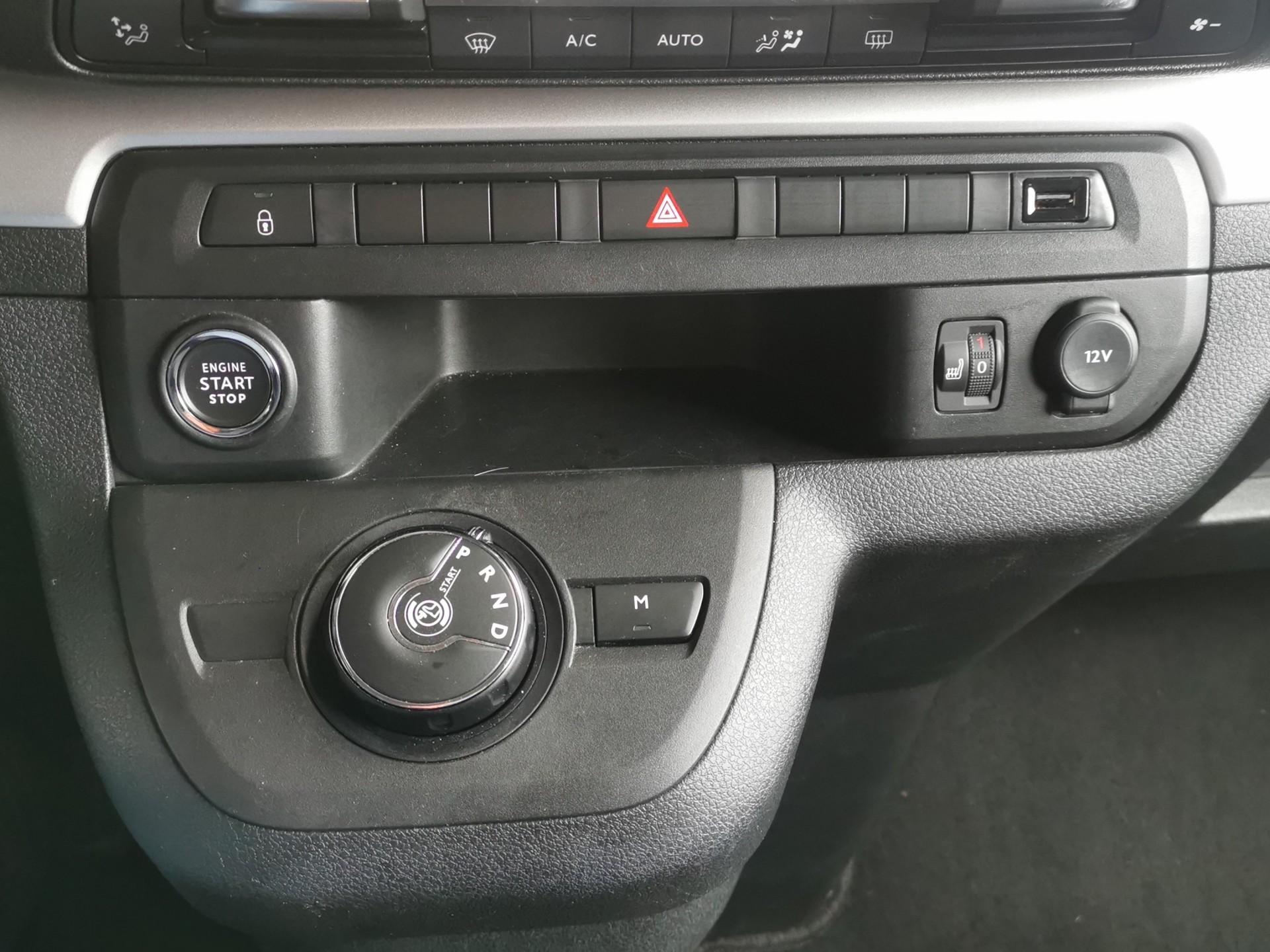 PEUGEOT Traveller 2.0 BlueHDi Business Standard EAT8-image-20
