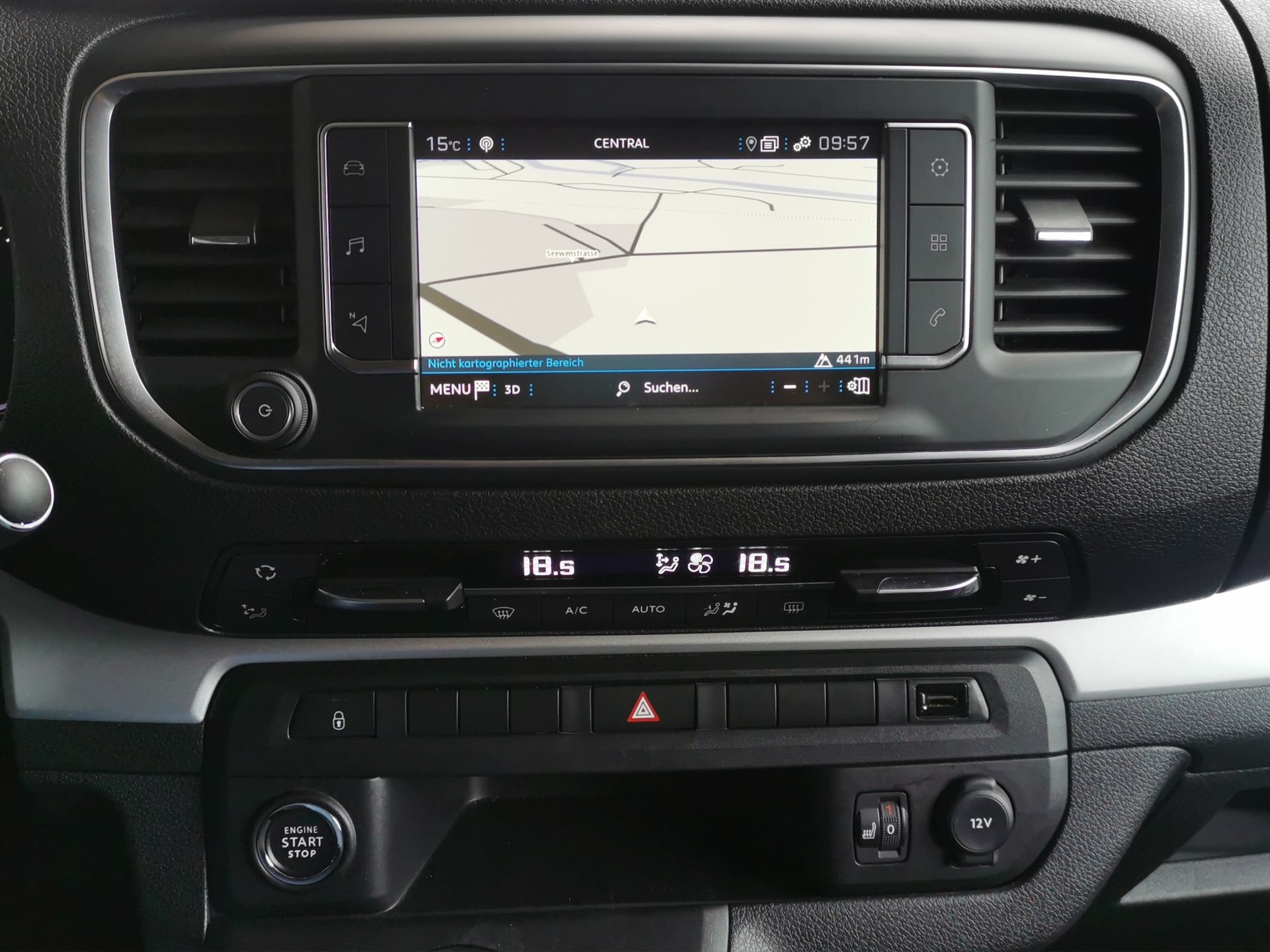 PEUGEOT Traveller 2.0 BlueHDi Business Standard EAT8-image-19