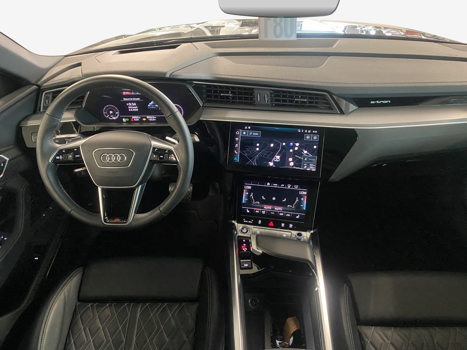 AUDI e-tron 55 Sportback S Line Black Edition quattro-image-9