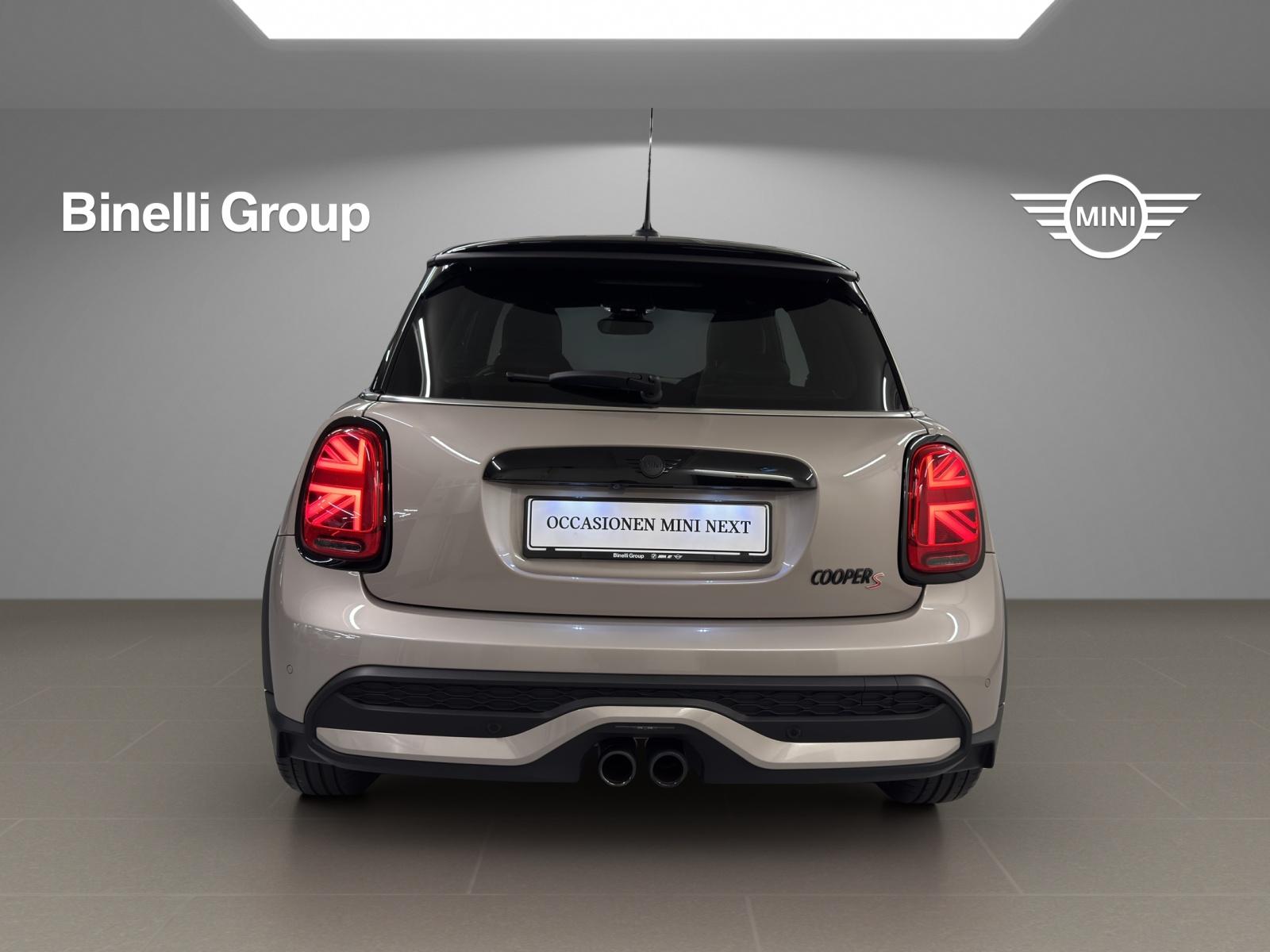 MINI Cooper S F56 2.0i-showroom-element-3