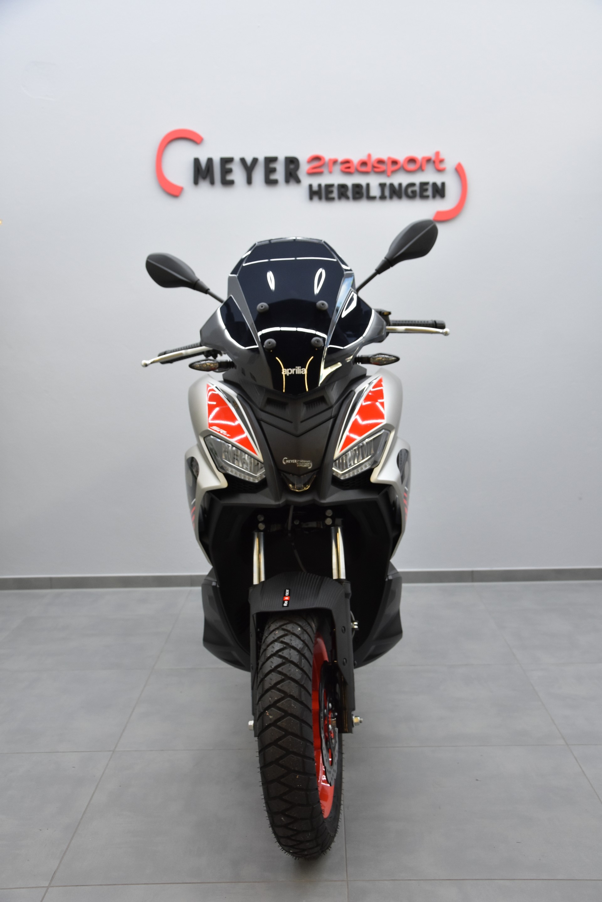 APRILIA SR 125 GT Sport ABS E5+-image-2