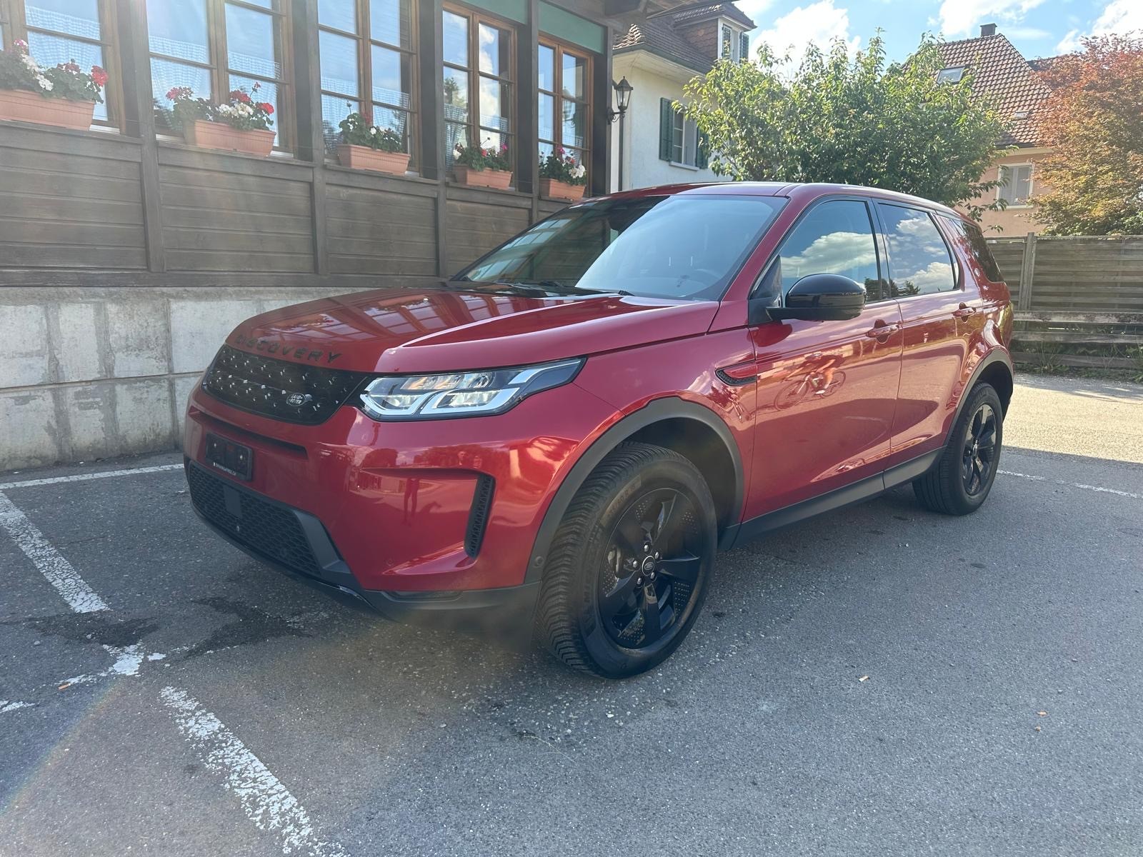 LAND ROVER Discovery Sport P200 2.0 Si4 MHEV HSE AT9-showroom-element-1