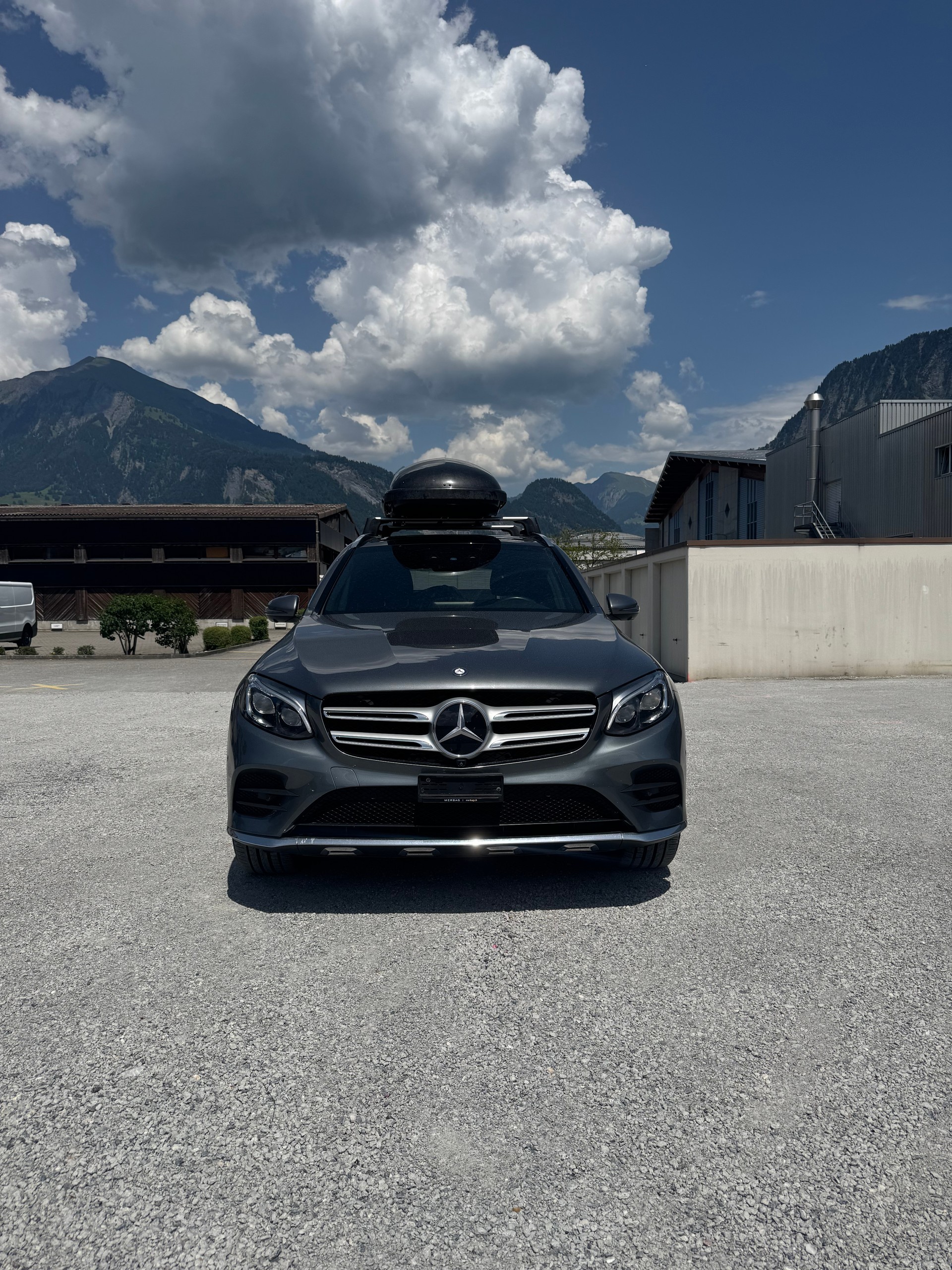 MERCEDES-BENZ GLC 250 d AMG Line 4Matic 9G-Tronic-showroom-element-1