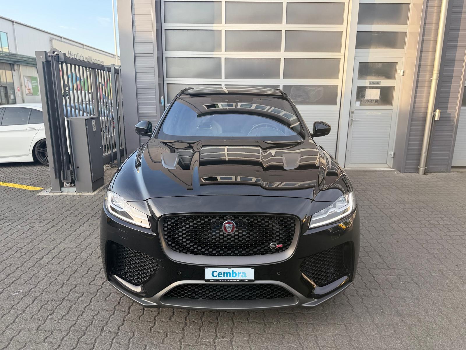 JAGUAR F-Pace 5.0 V8 SVR AWD Automatik-showroom-element-2