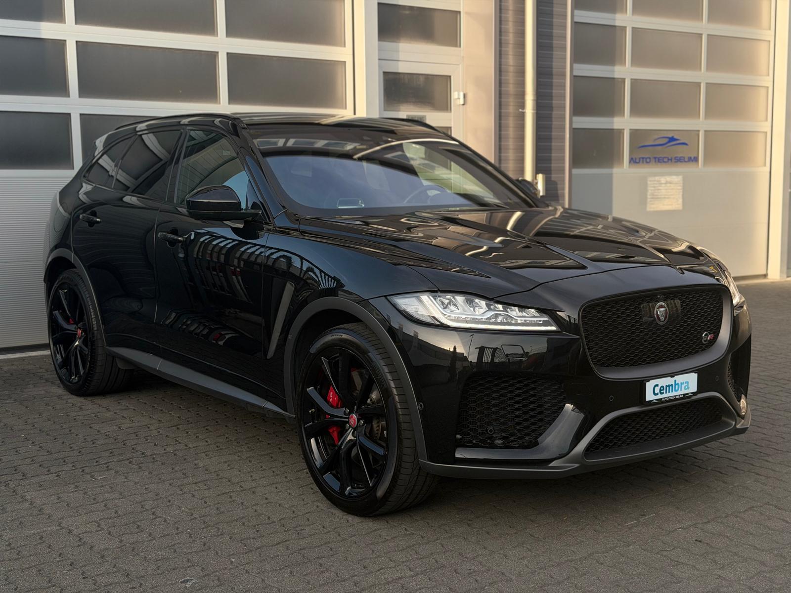 JAGUAR F-Pace 5.0 V8 SVR AWD Automatik-showroom-element-3