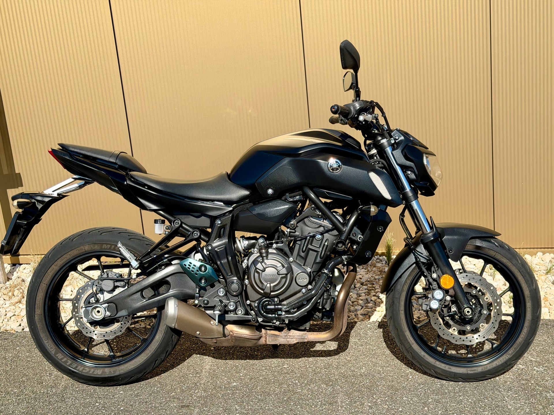 YAMAHA MT-07 ABS (35kW)-image-3
