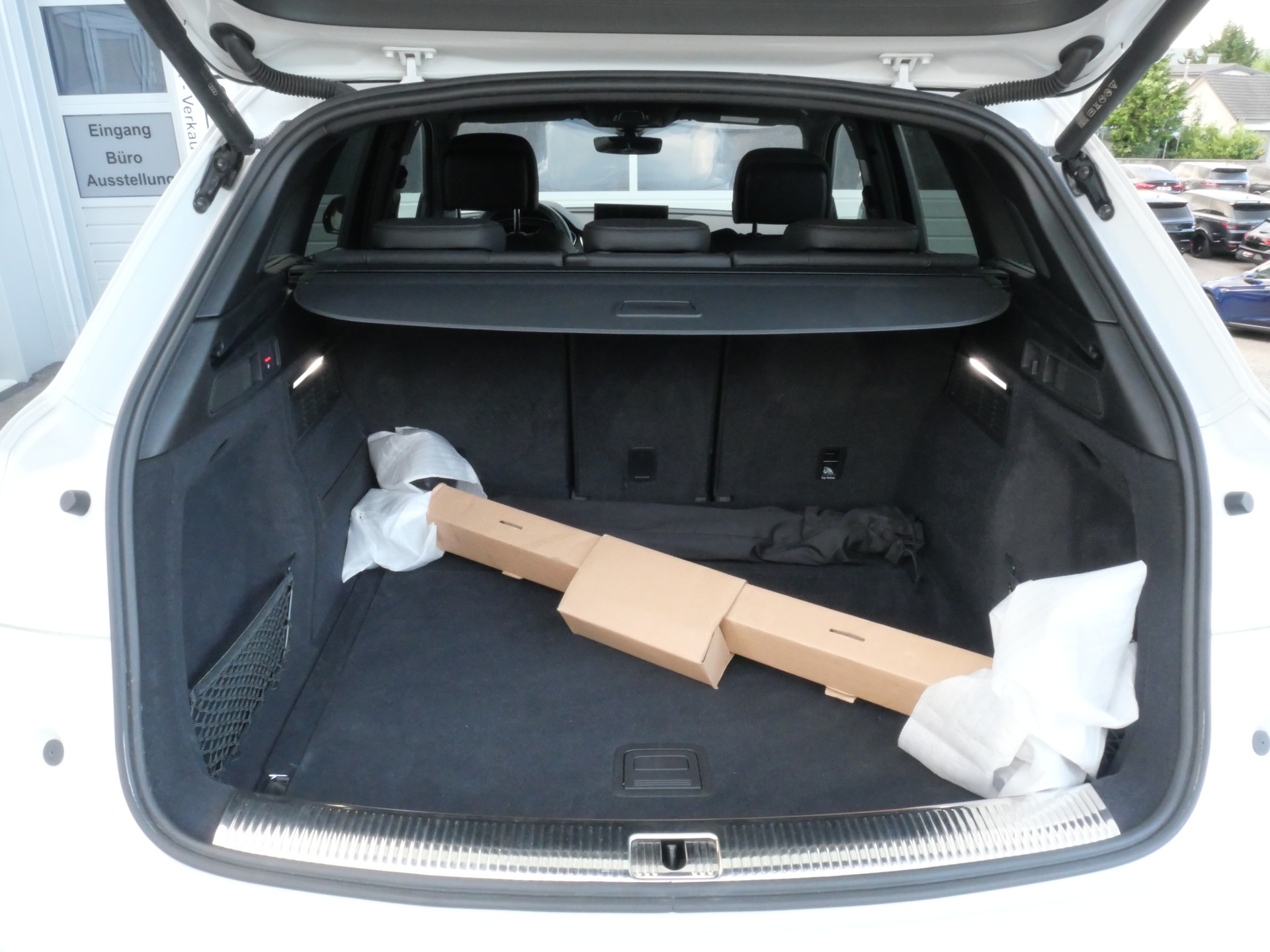 AUDI Q5 40 TDI Black Edition S-Line quattro S-tronic *CH-Auto, ABT-Chiptuning, AHK 2'400kg*-image-8