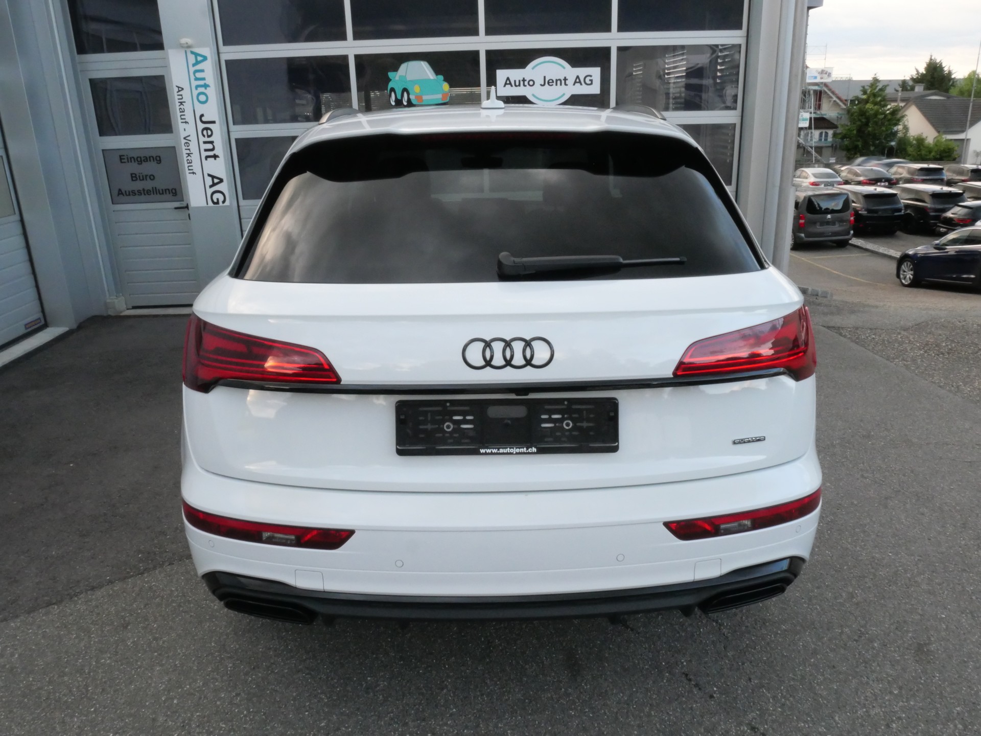 AUDI Q5 40 TDI Black Edition S-Line quattro S-tronic *CH-Auto, ABT-Chiptuning, AHK 2'400kg*-image-5
