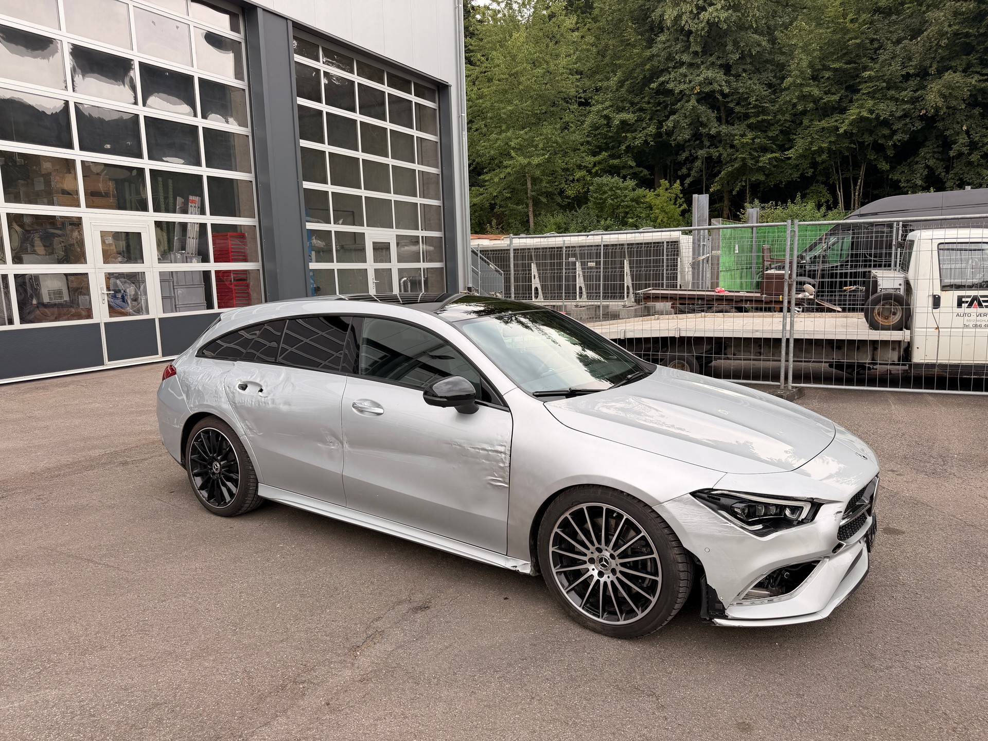 MERCEDES-BENZ CLA Shooting Brake 220 d 4Matic AMG Line-showroom-element-3