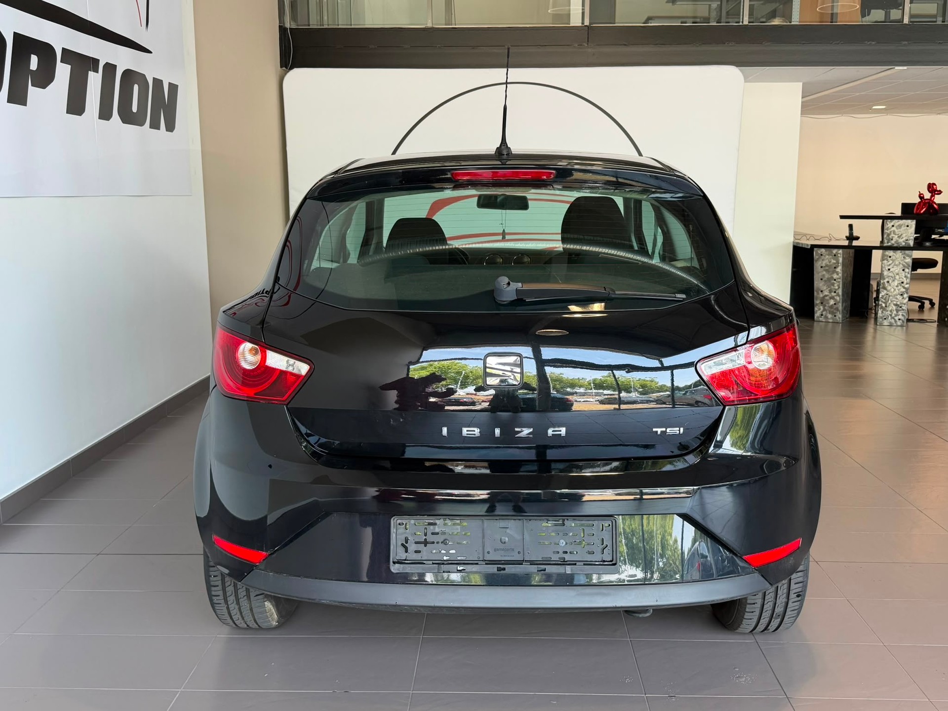 SEAT Ibiza SC 1.2 TSI FR DSG-image-6