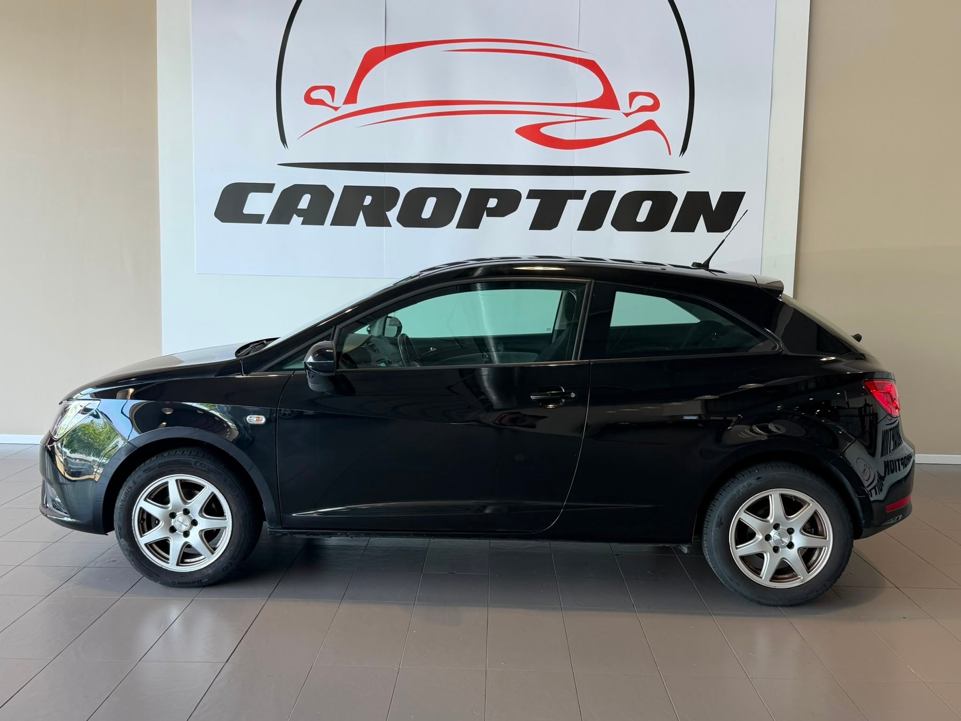 SEAT Ibiza SC 1.2 TSI FR DSG-showroom-element-2