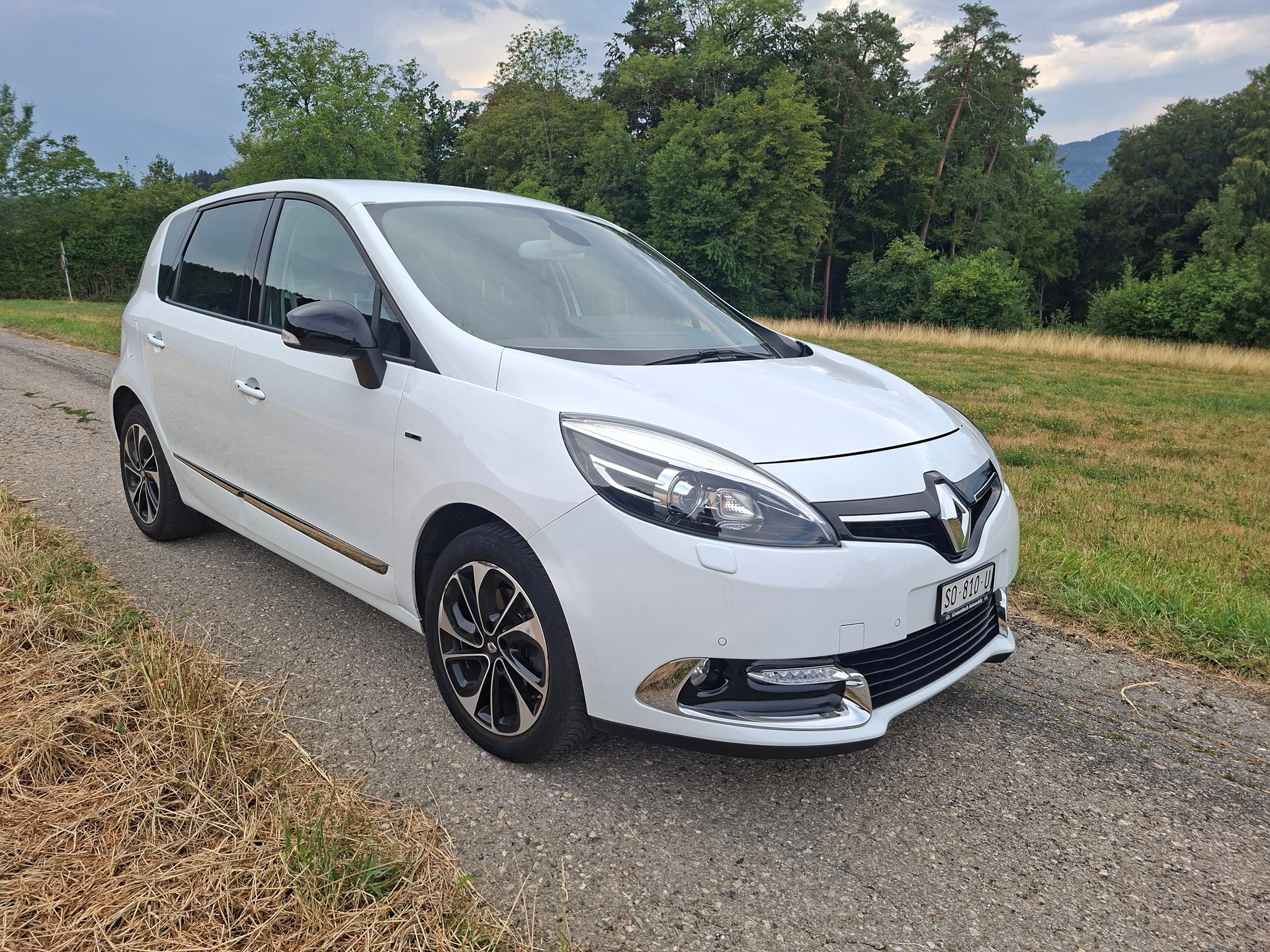 RENAULT Scénic 1.2 16V Turbo Bose-showroom-element-3