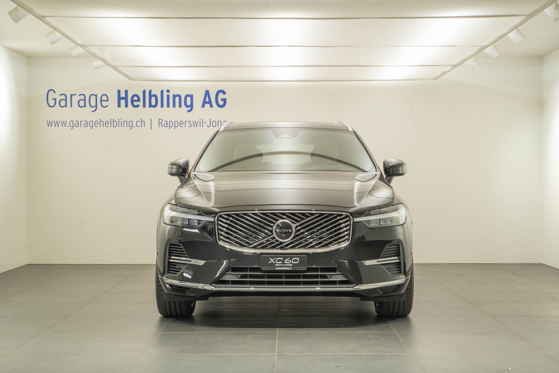 VOLVO XC60 2.0 T8 TE Ultra Bright eAWD-showroom-element-1
