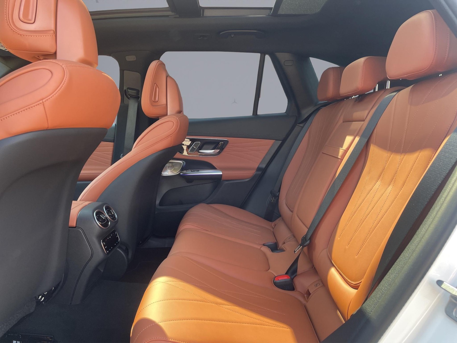 MERCEDES-BENZ GLC 53 AMG 4matic+-image-12
