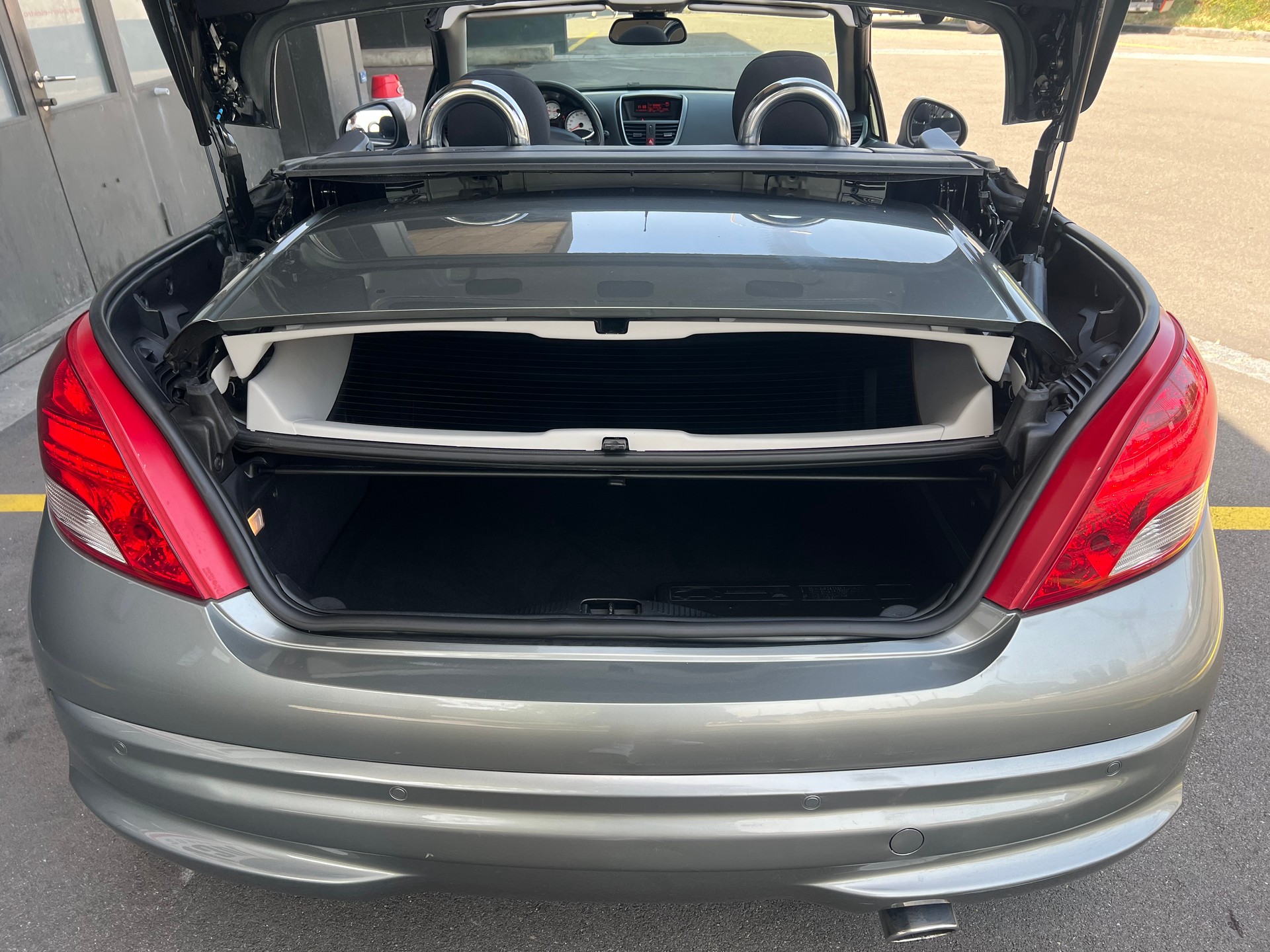 PEUGEOT 207 CC 1.6 16V Active-image-17