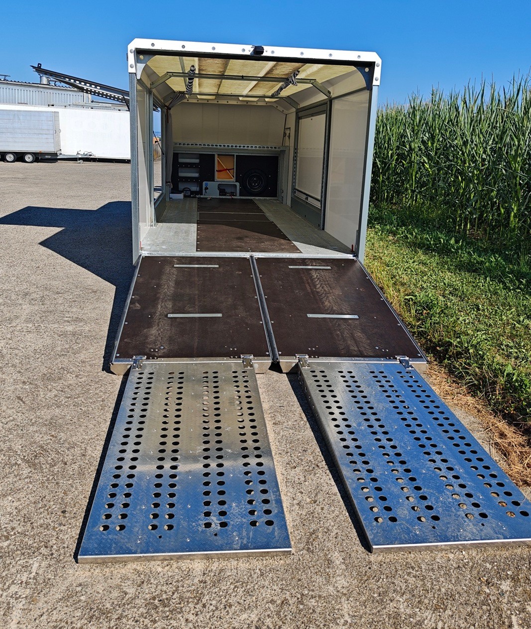 BRIAN JAMES TRAILERS RaceSport 340-5510-image-2