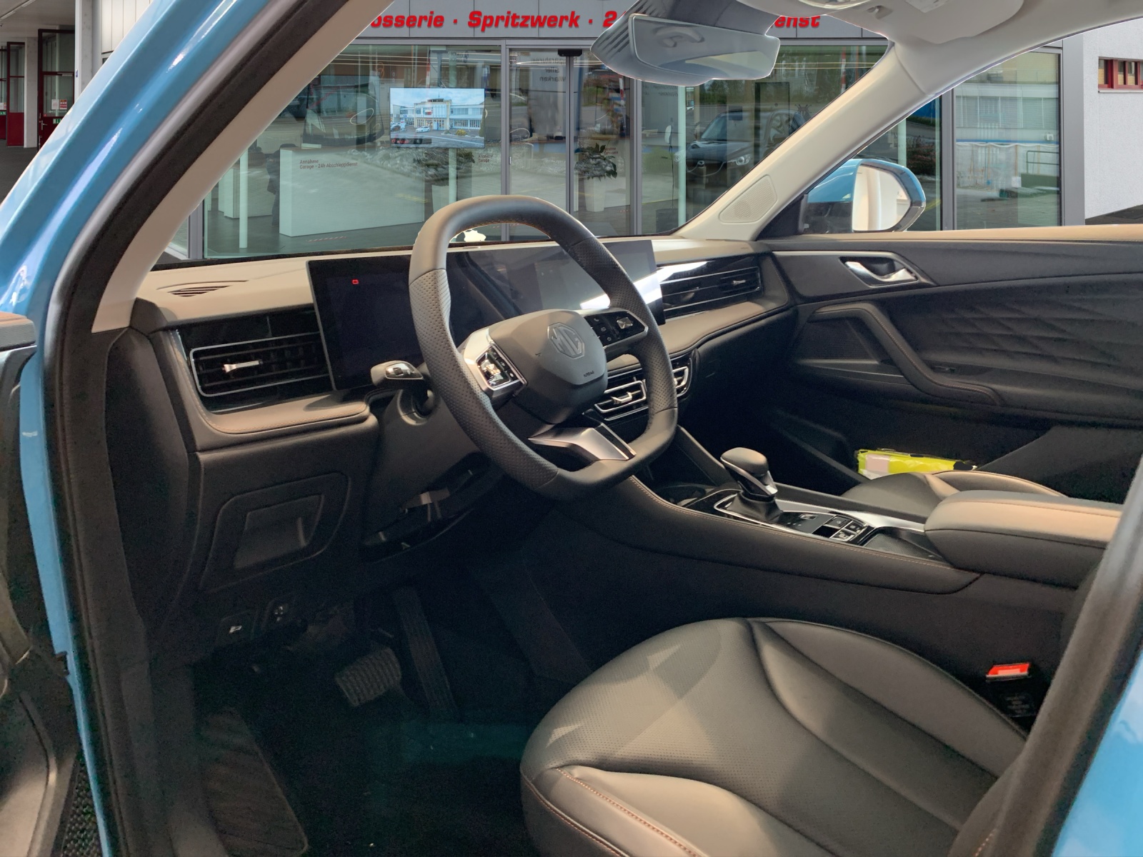 MG HS 1.5 Hybrid Luxury-image-6