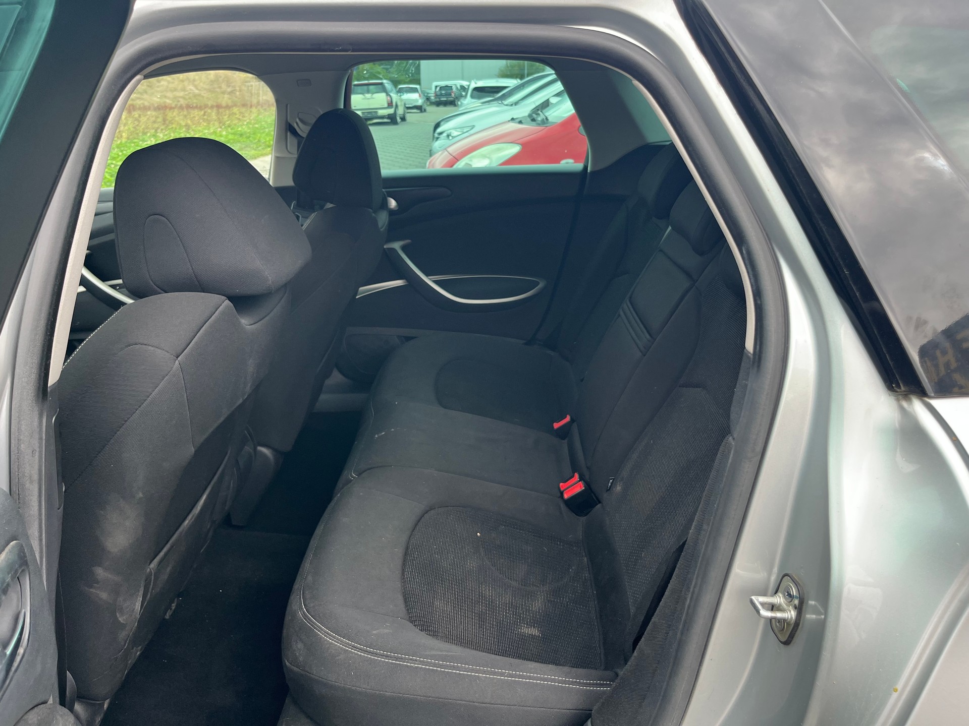 CITROEN C5 Tourer 2.0 HDi Exclusive Automatic-image-12