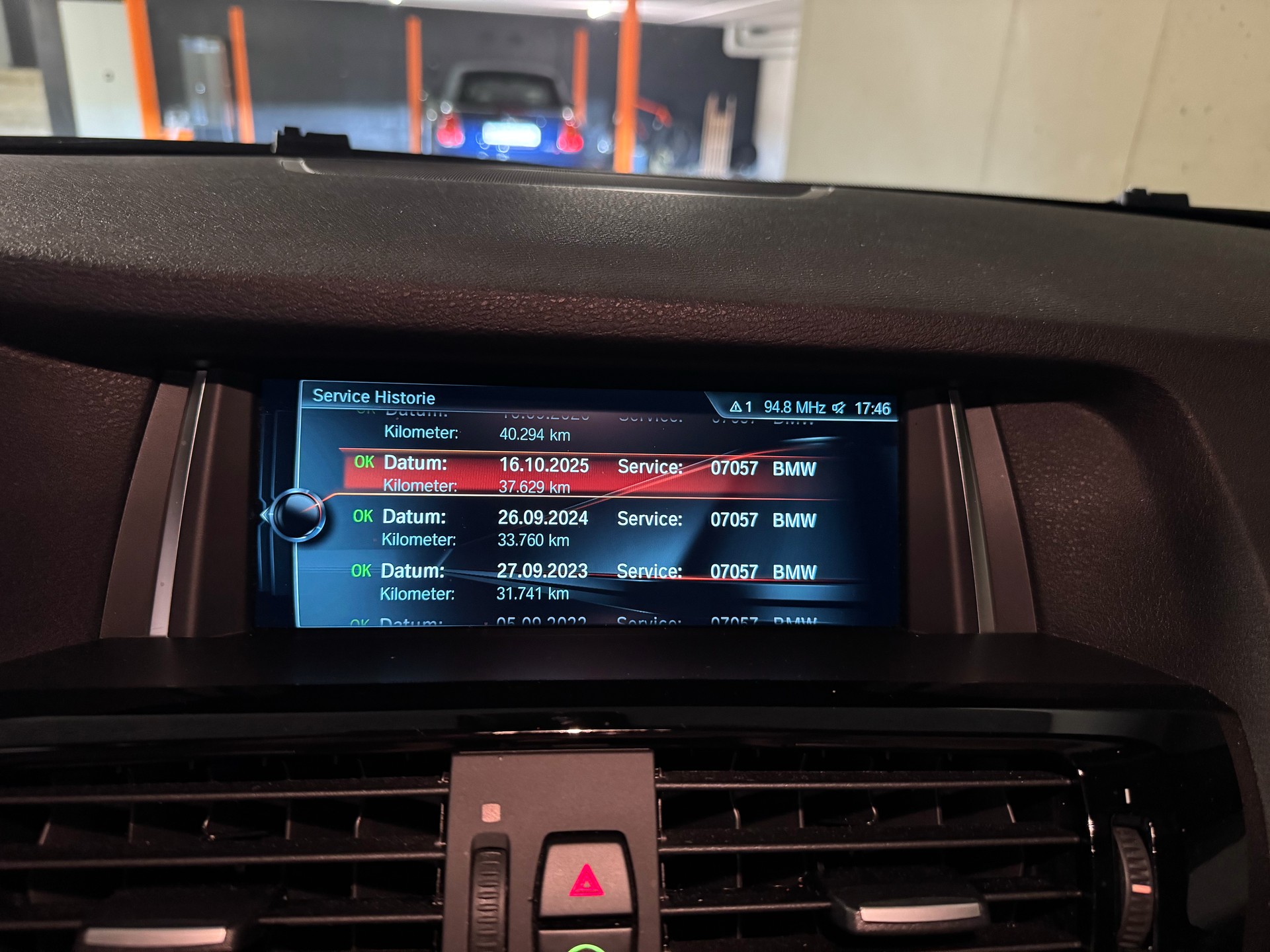 BMW 28i xDrive M Sport-image-15