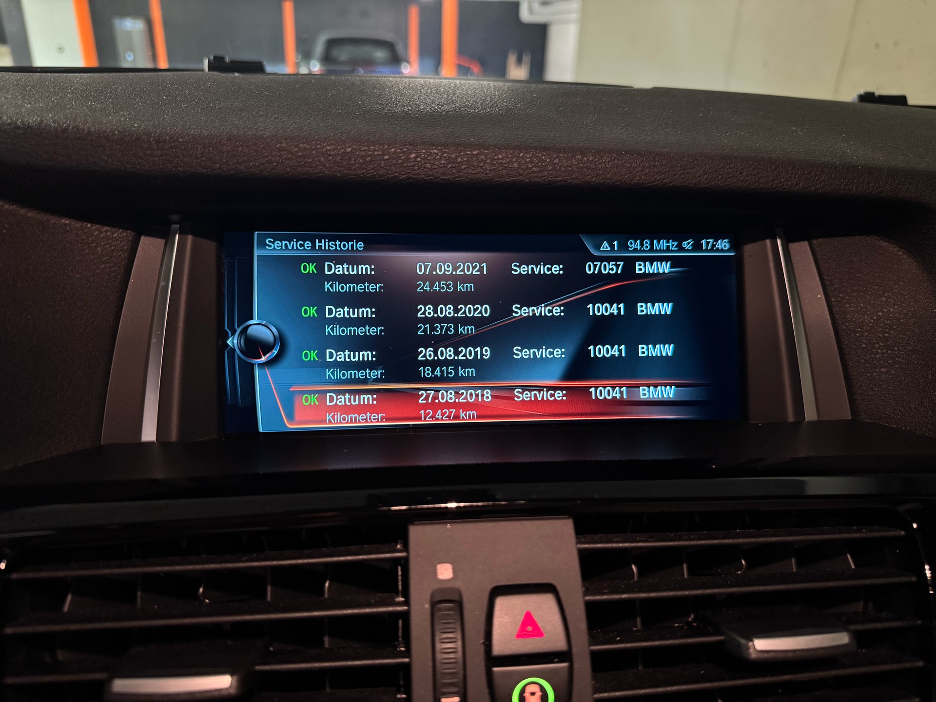 BMW 28i xDrive M Sport-image-13
