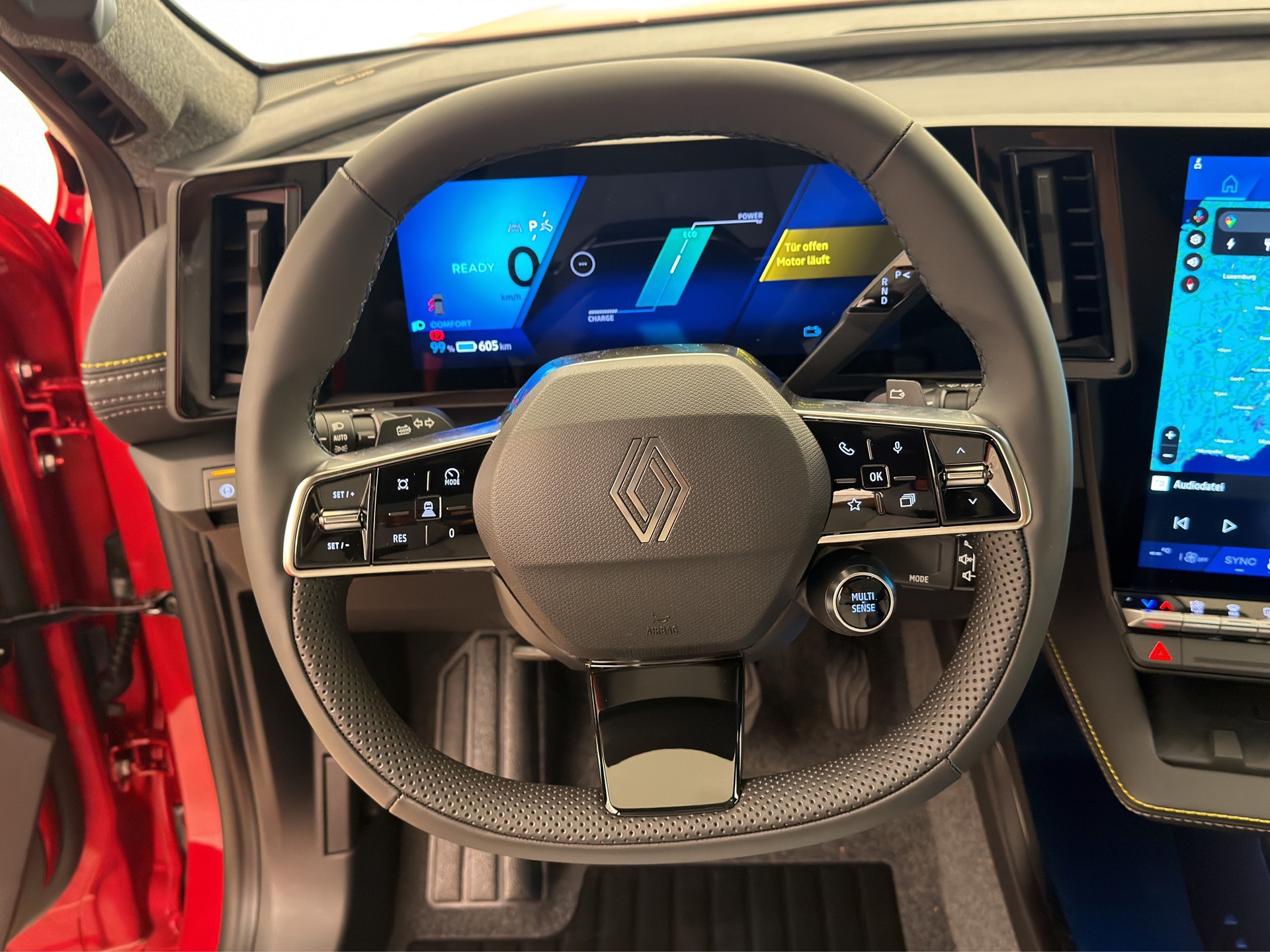 RENAULT Scénic E-Tech iconic-image-7