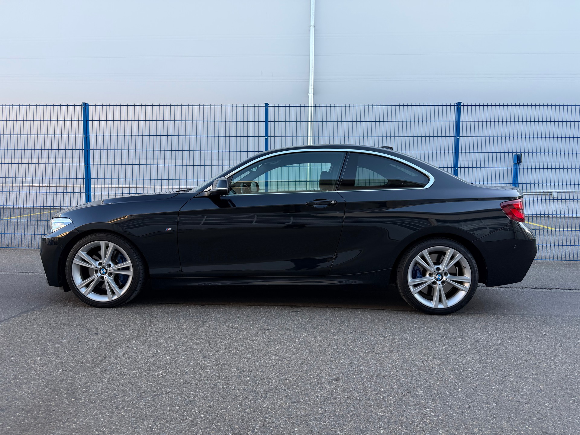 BMW 218i Steptronic M Sport-image-9