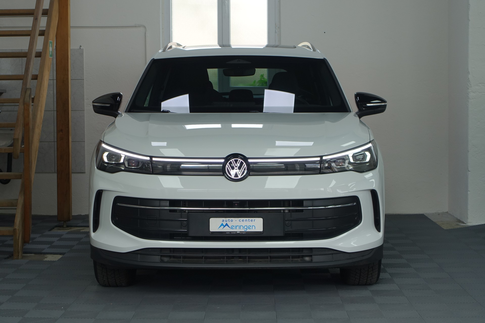 VW Tiguan 2.0 TSI Goal DSG 4motion-showroom-element-2