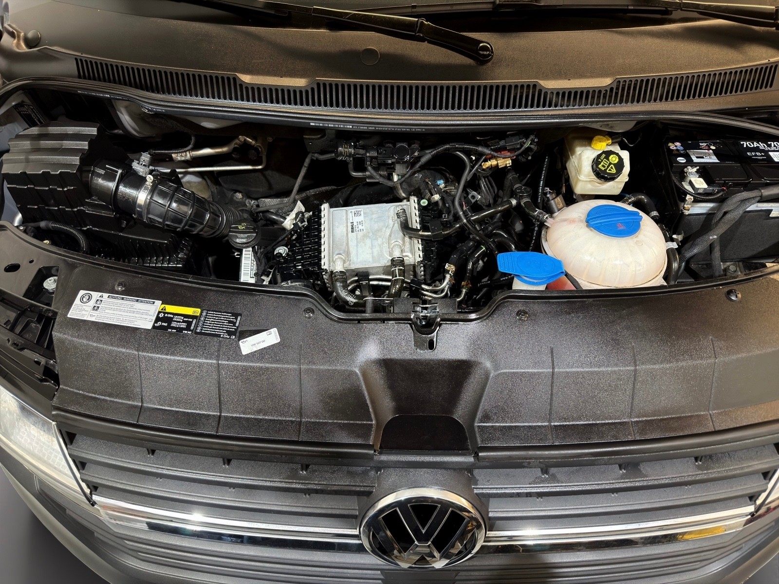 VW T6.1 2.0 TDI DSG Transporter (150PS)-image-19