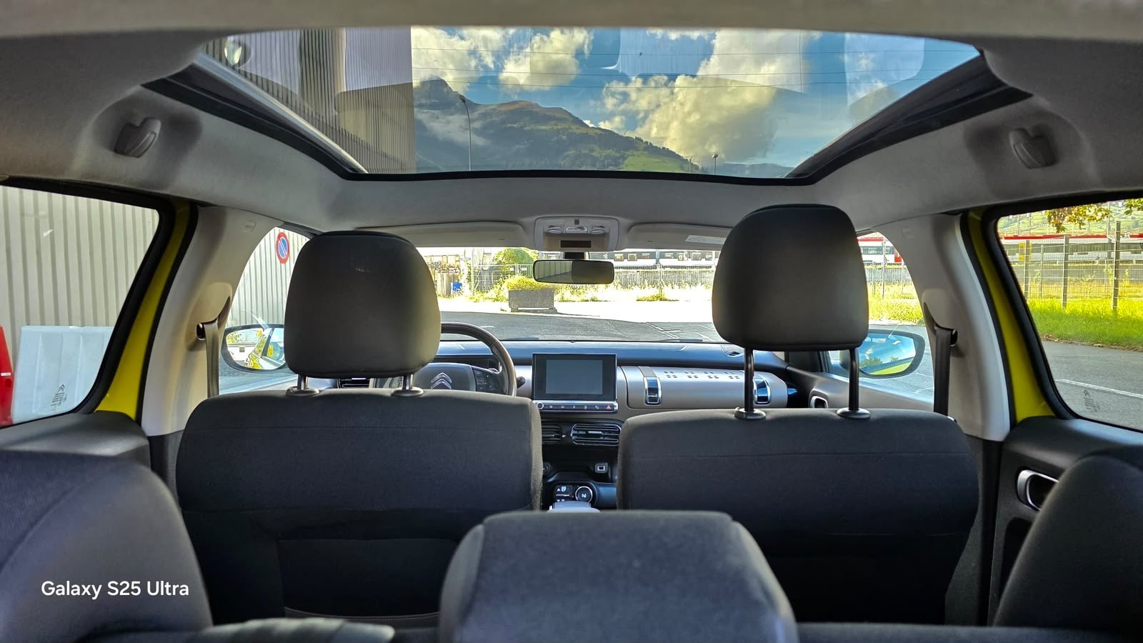 CITROEN C4 Cactus 1.6 e-HDi Feel ETG6-image-7
