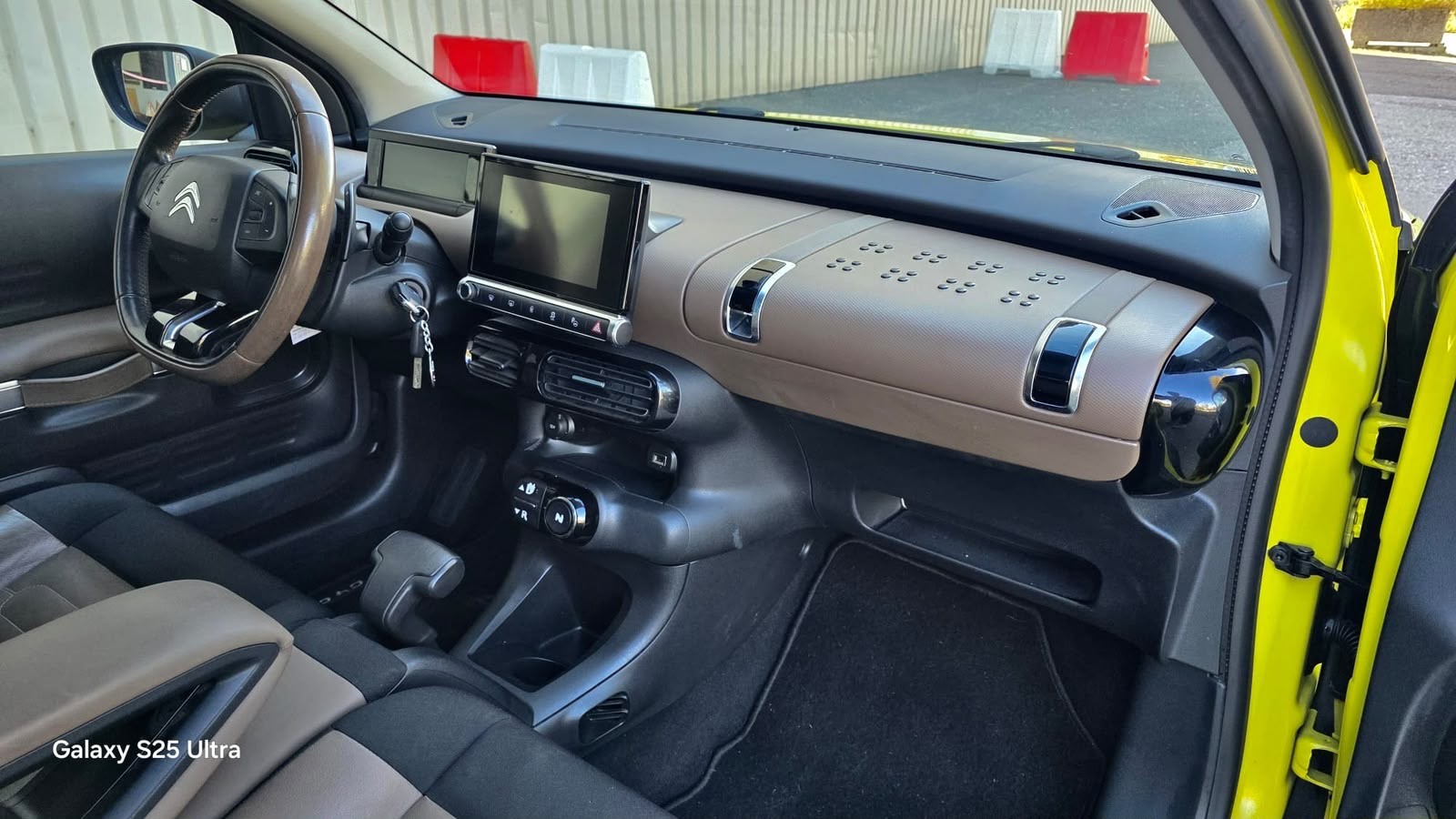 CITROEN C4 Cactus 1.6 e-HDi Feel ETG6-image-13