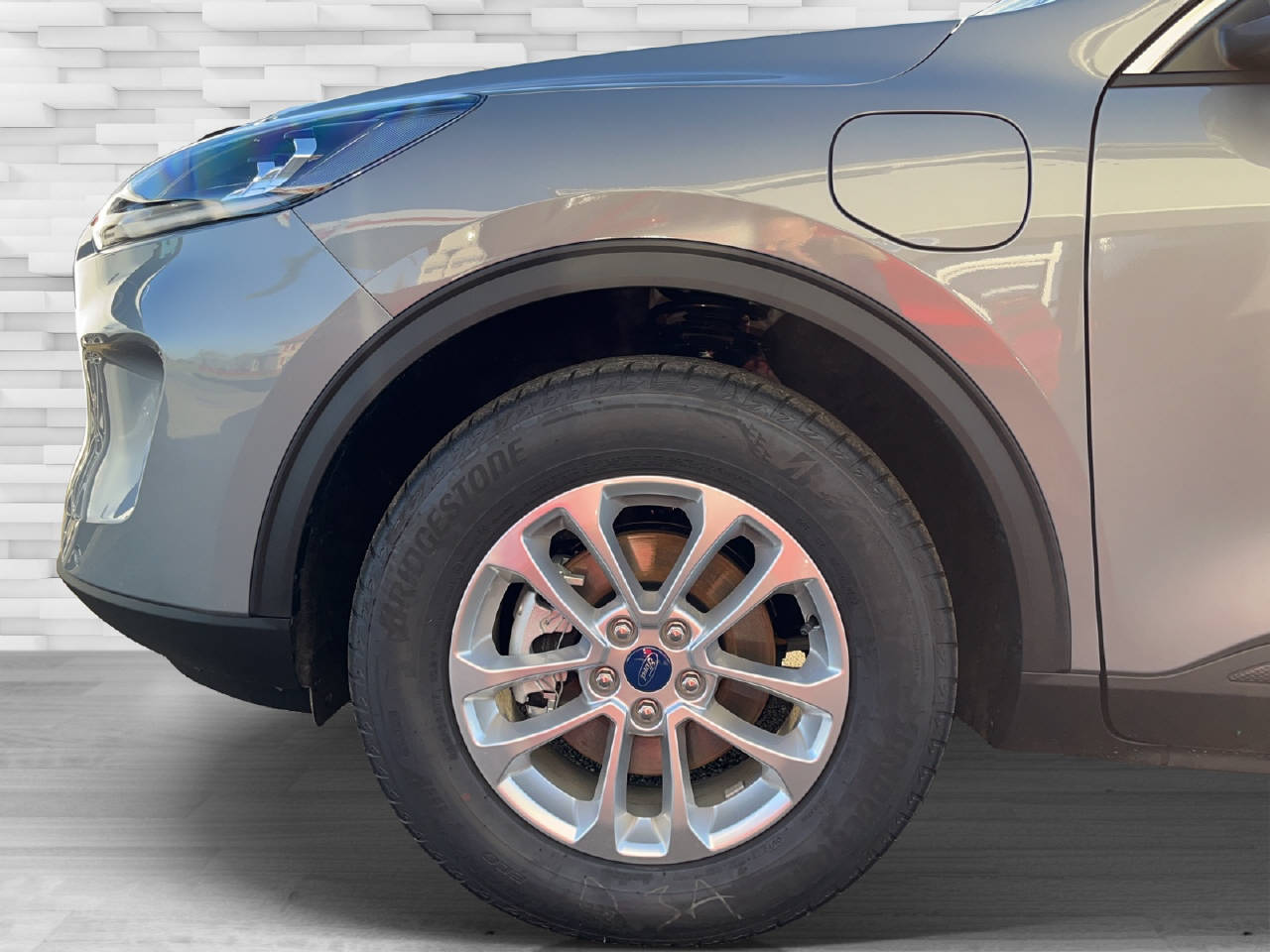 FORD Kuga 2.5 Plug-in Hybrid Titanium-image-10