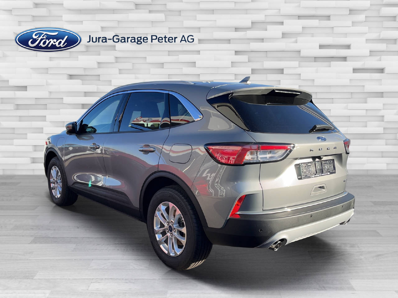 FORD Kuga 2.5 Plug-in Hybrid Titanium-showroom-element-1
