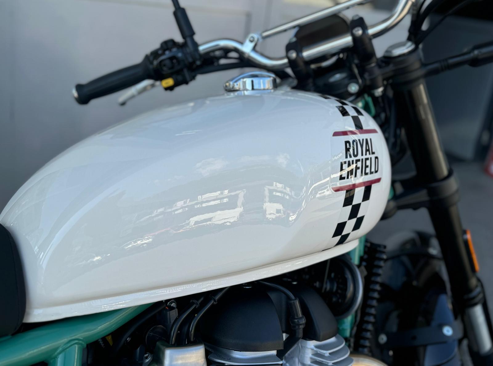 ROYAL ENFIELD BEAR 650 Two Four Nine-image-5