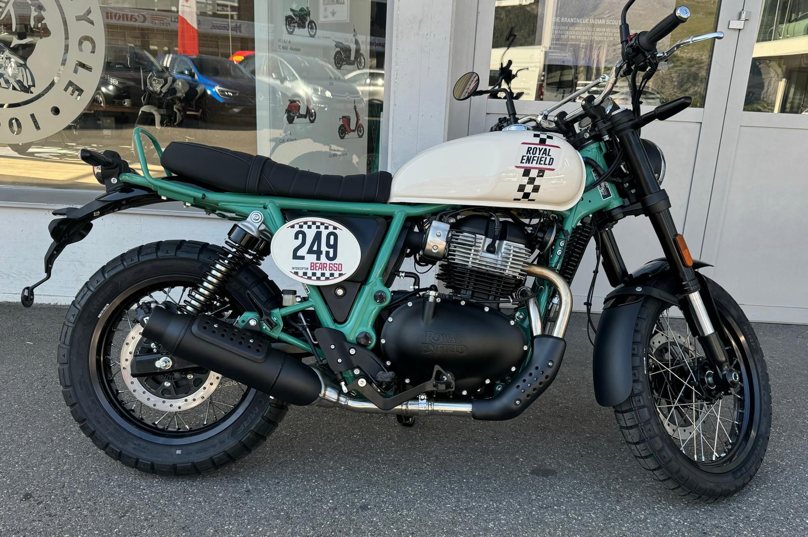 ROYAL ENFIELD BEAR 650 Two Four Nine-image-3