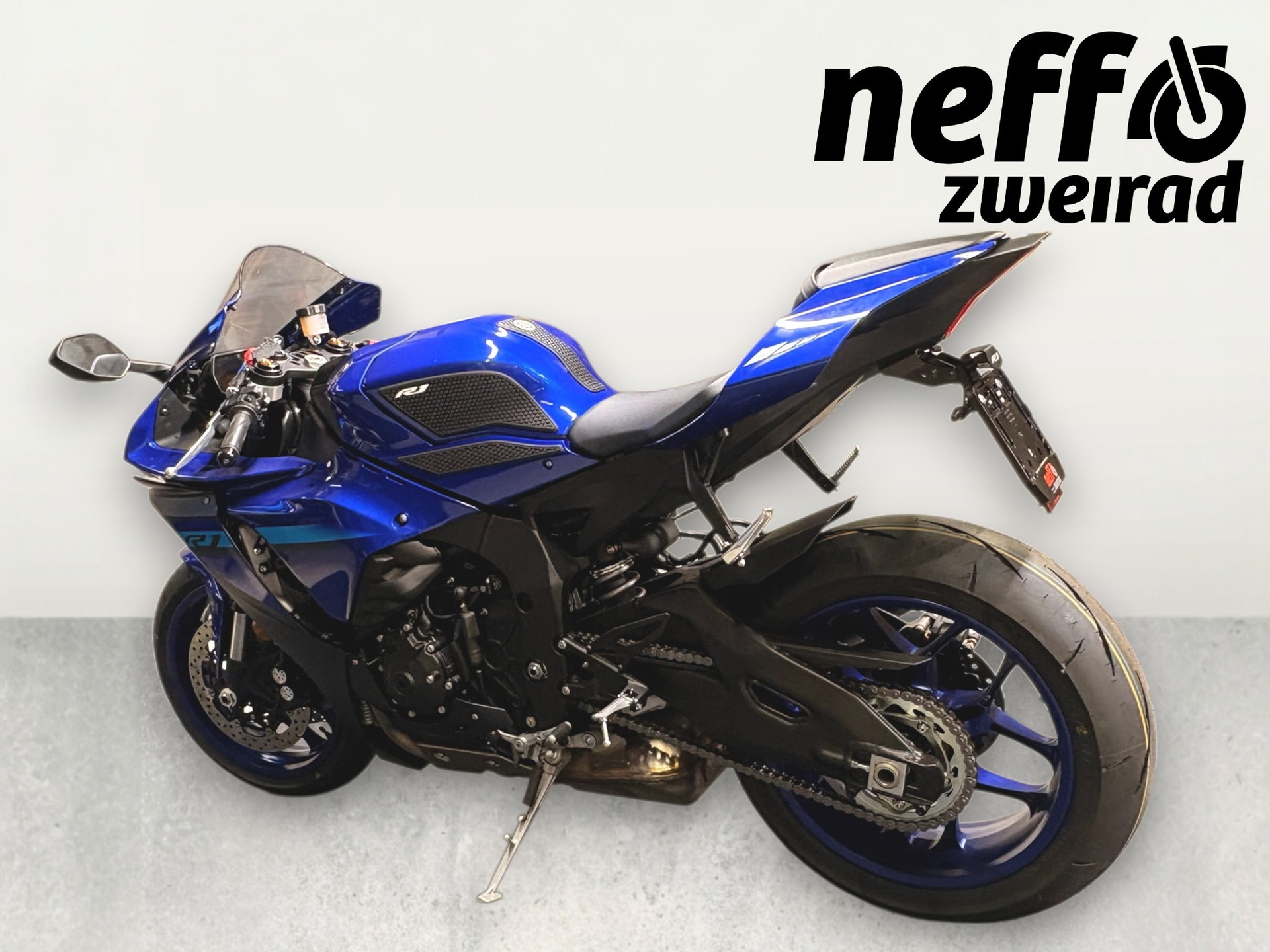 YAMAHA YZF-R1-image-3
