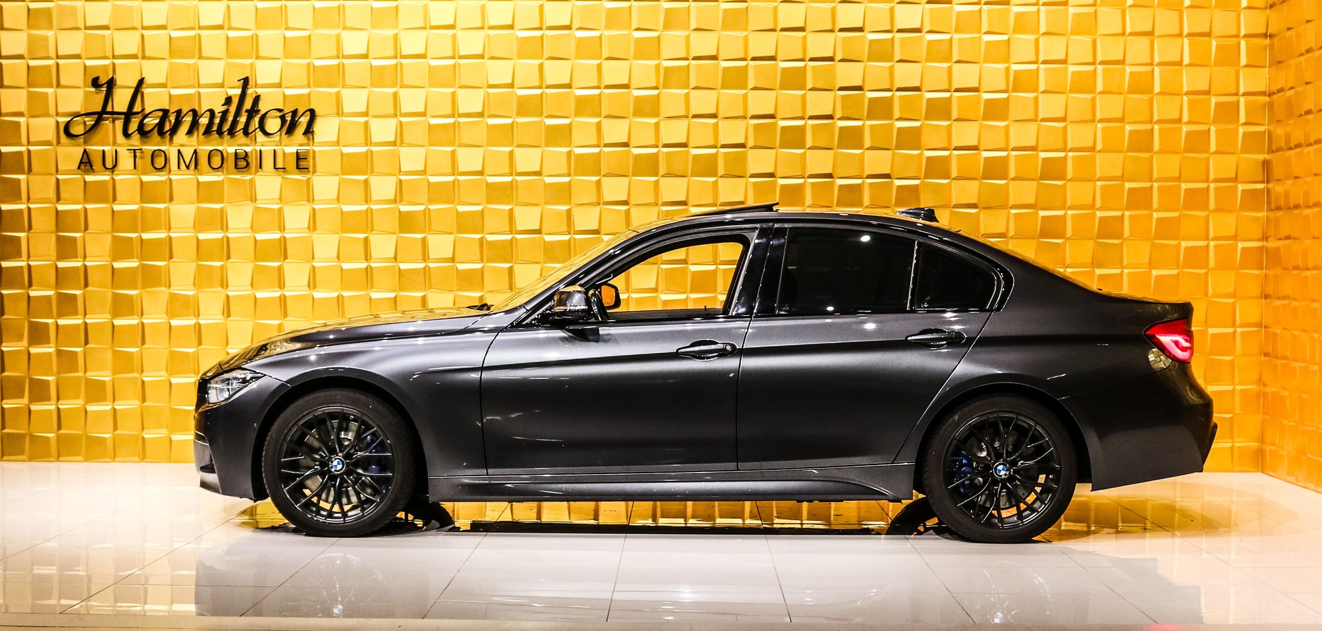 BMW 340i xDrive M Sport Steptronic-image-4