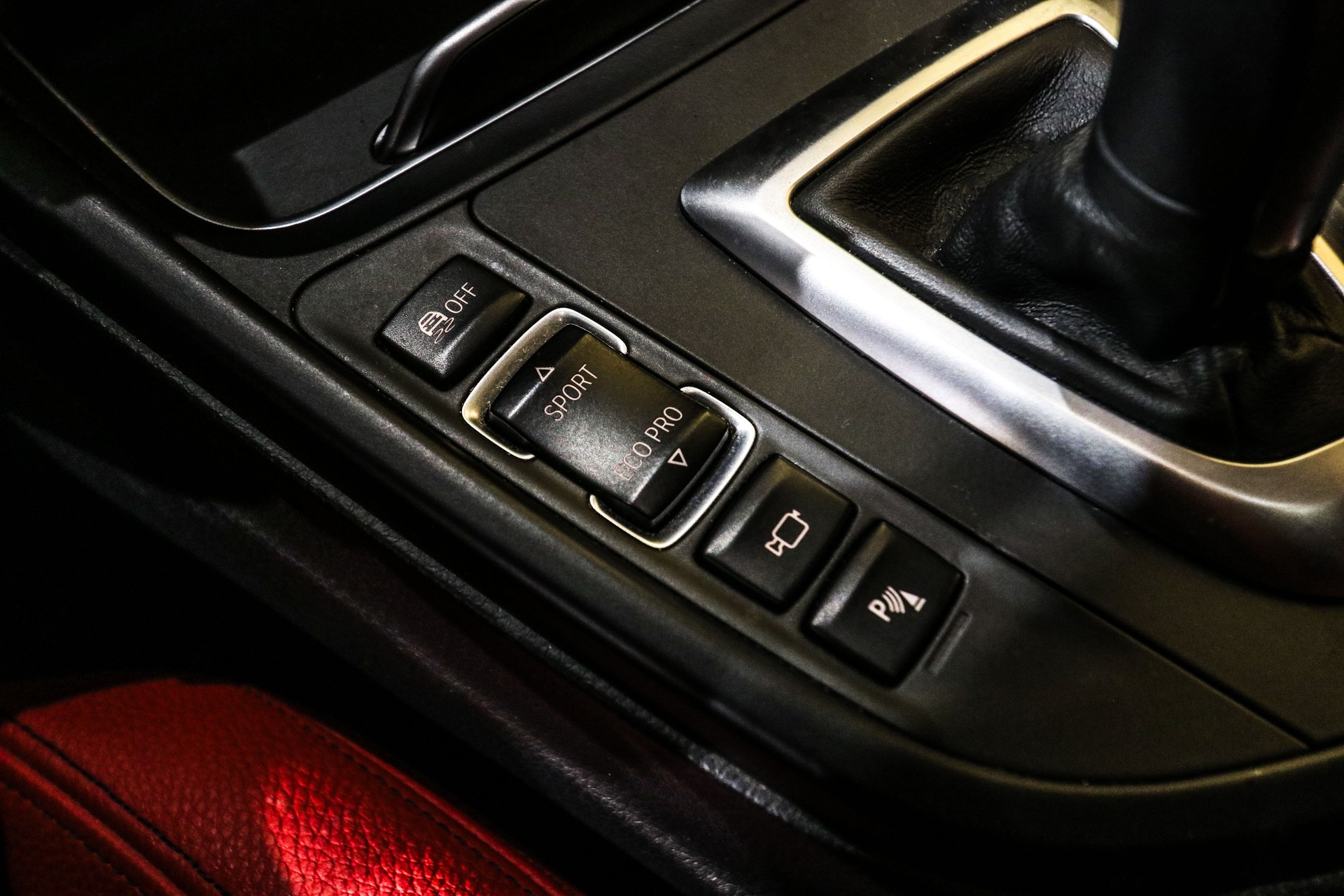 BMW 340i xDrive M Sport Steptronic-image-16
