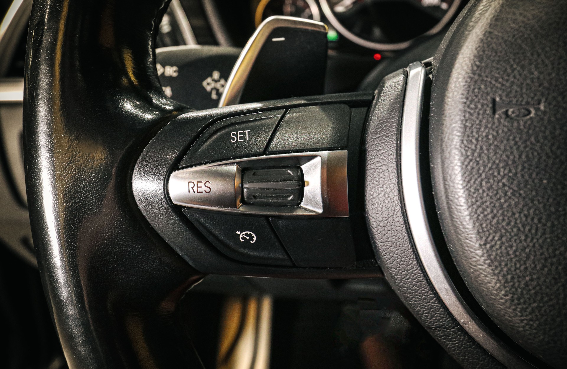 BMW 340i xDrive M Sport Steptronic-image-13